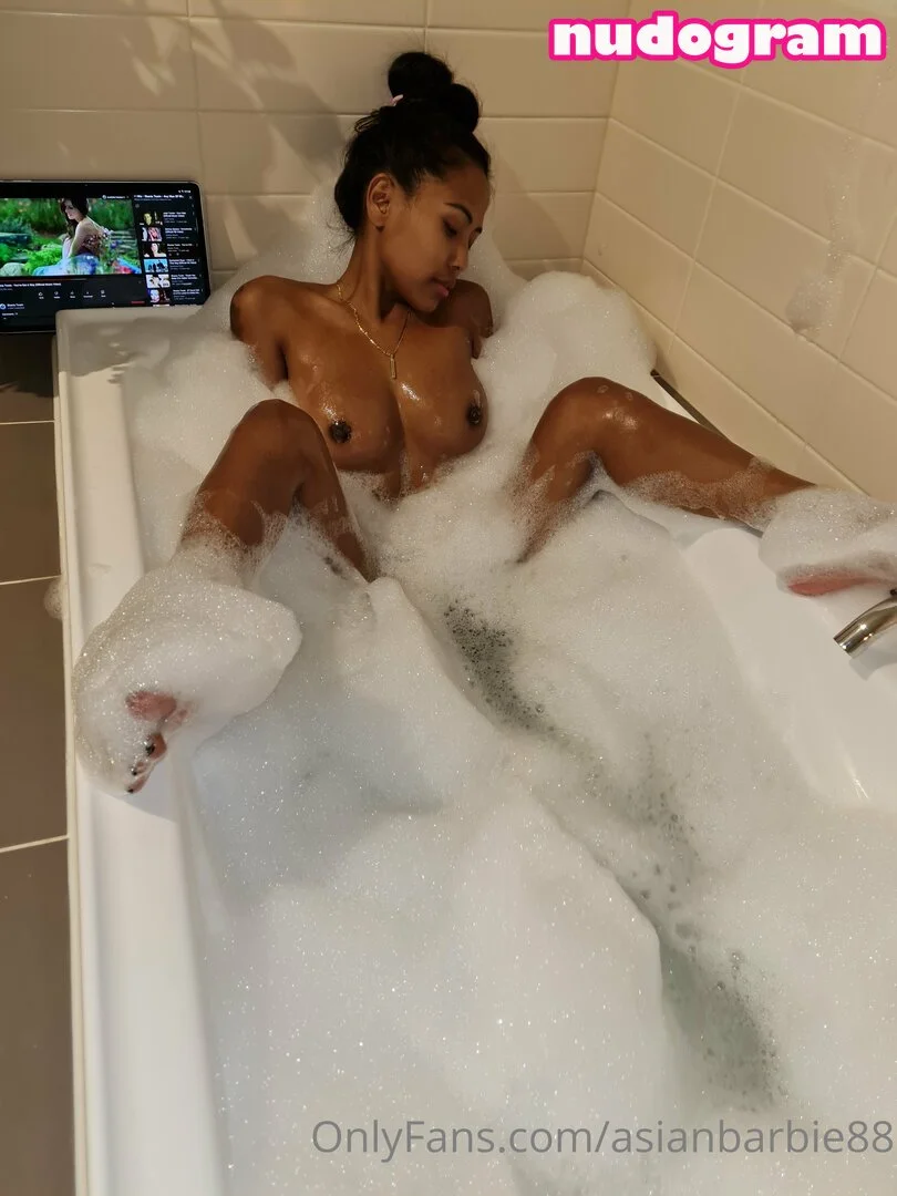 𝘈𝘴𝘪𝘢𝘯 𝘉𝘢𝘳𝘣𝘪𝘦 OnlyFans free account photo 14 - asianbarbie88 nudes and sex tapes