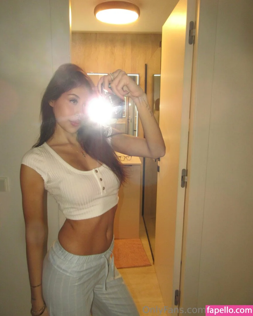 Bella Starace OnlyFans free account photo 32 - bella.star nudes and sex tapes