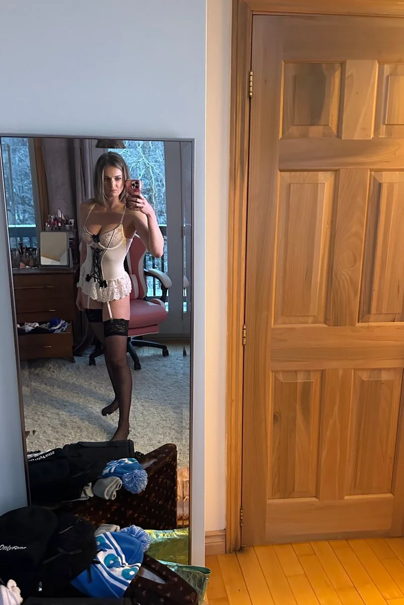 Bella Gallops OnlyFans free account photo 12 - bellagallops nudes and sex tapes