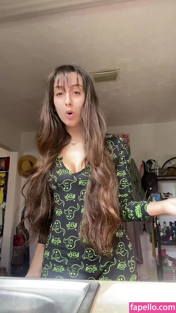 Charly Ashlynn OnlyFans free account photo 4 - charlyashlyn nudes and sex tapes