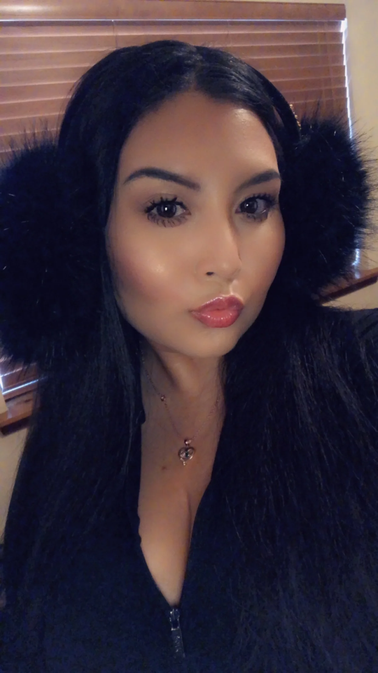 CrystalcynV OnlyFans free account photo 1 - crystalcynv nudes and sex tapes