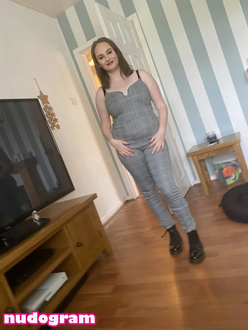 Eliza Smoke 💨 OnlyFans free account photo 28 - eliza_smoke420 nudes and sex tapes