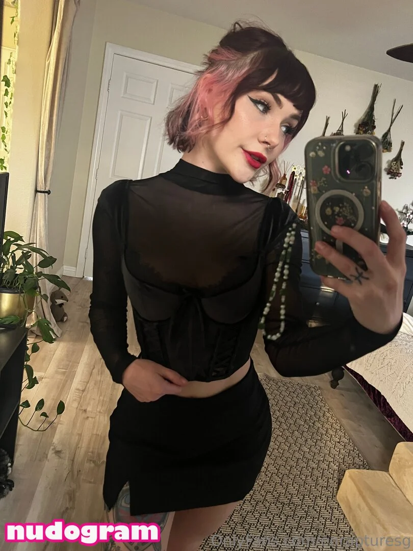 Elise Tails OnlyFans free account photo 4 - enrapturesg nudes and sex tapes