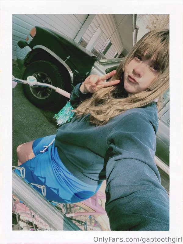 gaptoothgirl OnlyFans free account photo 7 - gaptoothgirl nudes and sex tapes