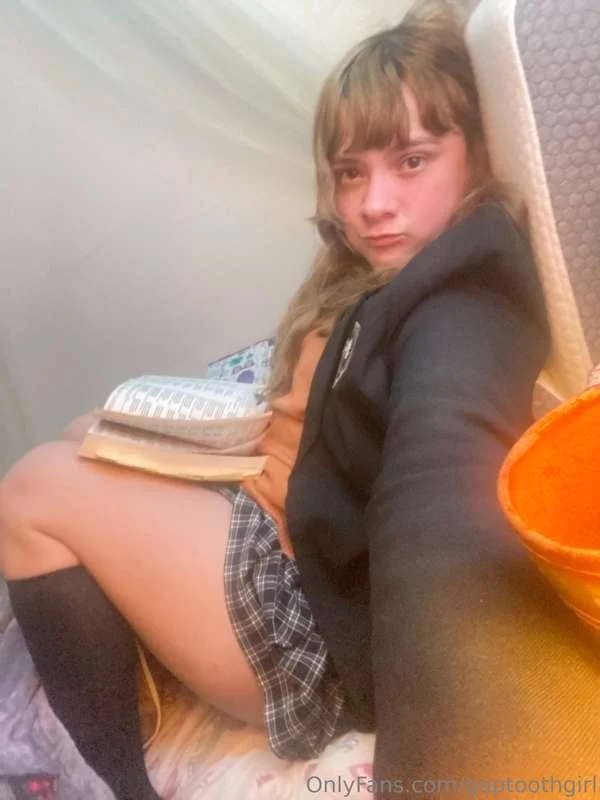 gaptoothgirl OnlyFans free account photo 2 - gaptoothgirl nudes and sex tapes