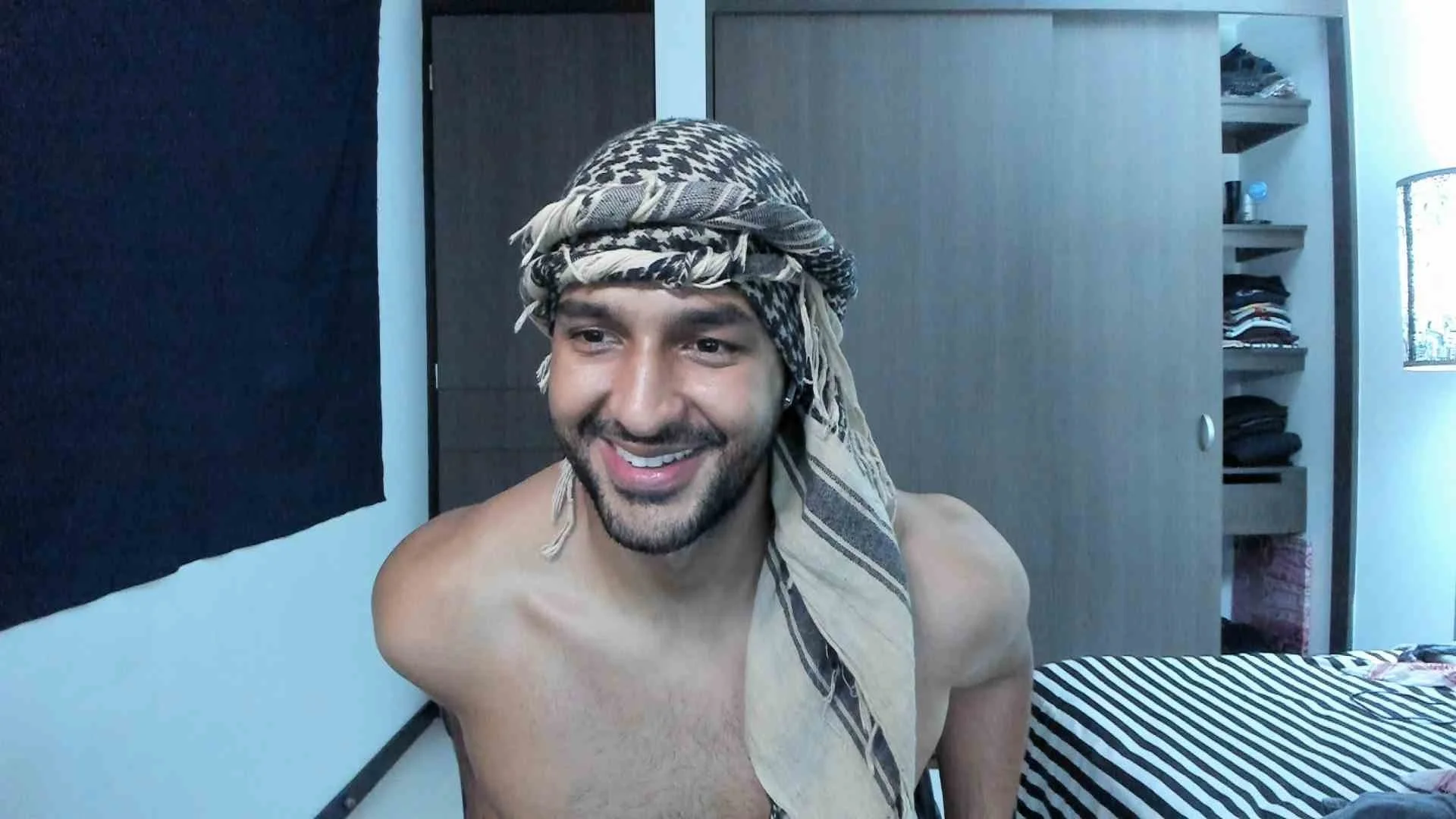 oficial_handsoman1 OnlyFans free account photo 2 - handsoman11 nudes and sex tapes