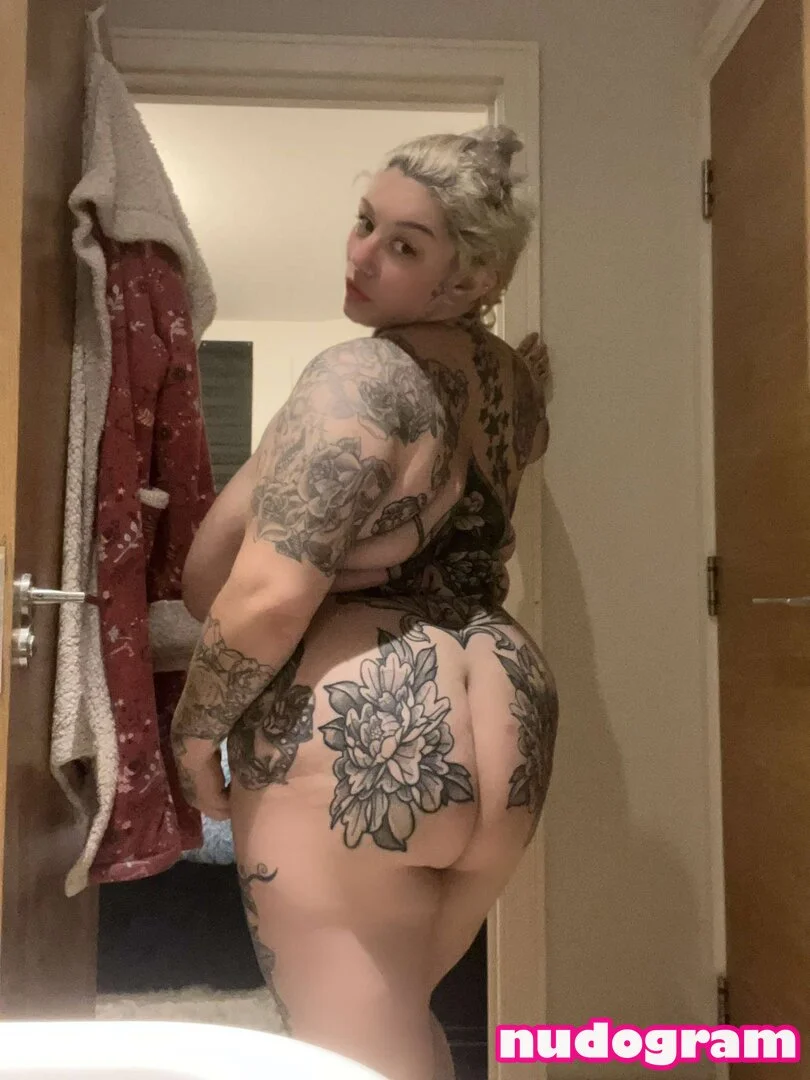 Katie Summer 🖤 OnlyFans free account photo 4 - katiesummer222 nudes and sex tapes