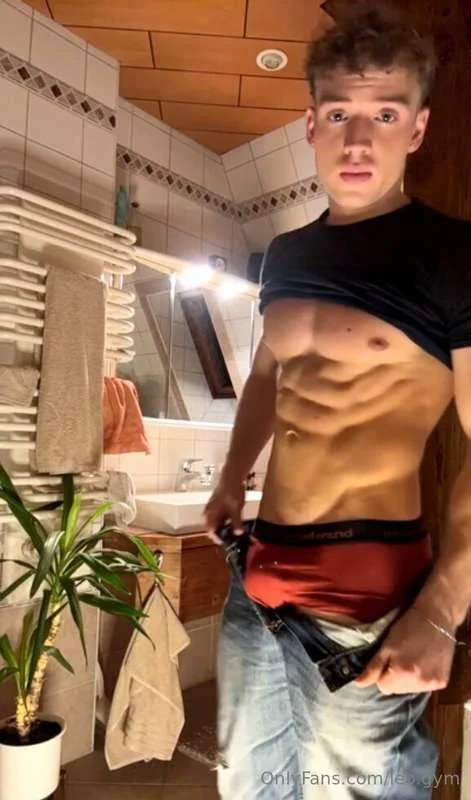 Leo Lopez OnlyFans free account photo 3 - leo.gym nudes and sex tapes