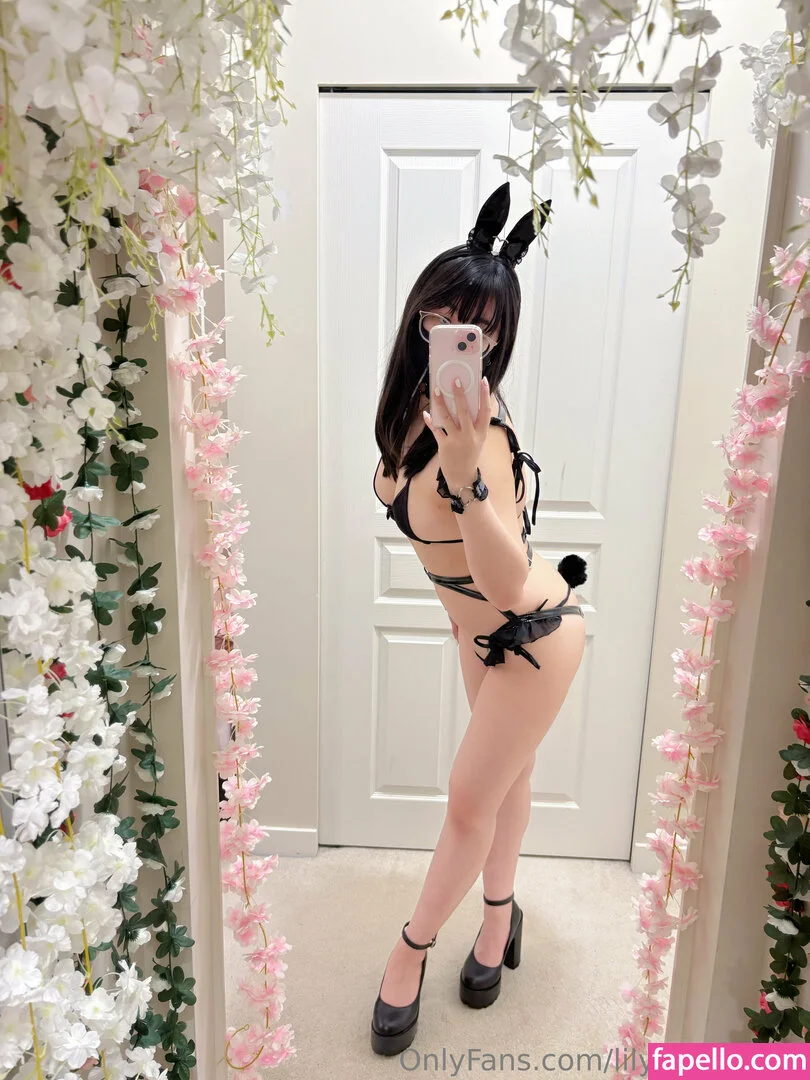 Lily OnlyFans free account photo 3 - lilylightsworn nudes and sex tapes