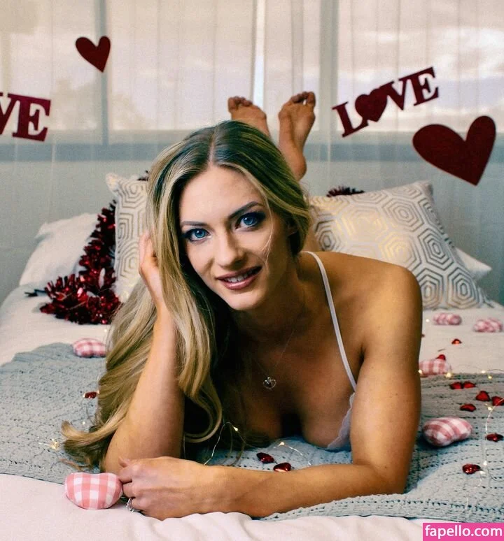 Miranda OnlyFans free account photo 1 - mirandamodelz nudes and sex tapes