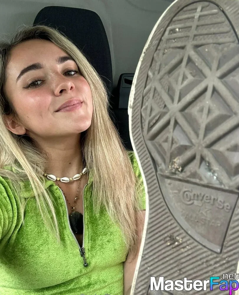 mollyspoilme OnlyFans free account photo 25 - mollyspoilme nudes and sex tapes