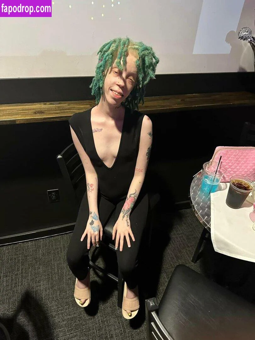 Ushie Gushie OnlyFans free account photo 14 - msushiegushiee nudes and sex tapes