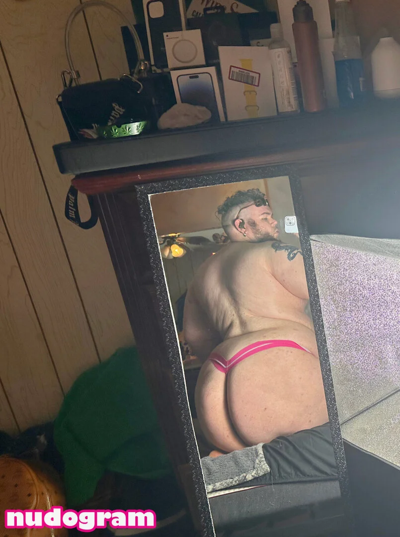 ROBIANO OnlyFans free account photo 2 - robtheflamingo nudes and sex tapes