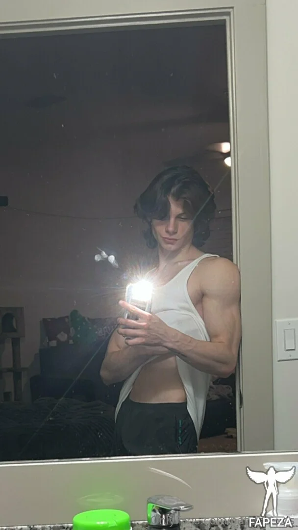 Shreds OnlyFans free account photo 4 - shreds nudes and sex tapes