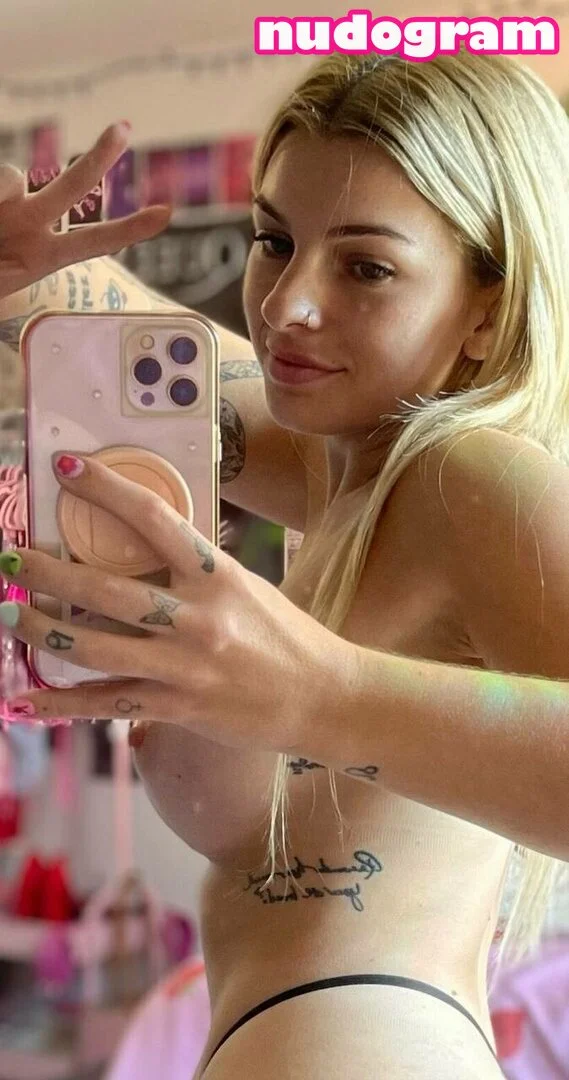 taylorwrenmarie OnlyFans free account photo 2 - taylorwrenmarie nudes and sex tapes