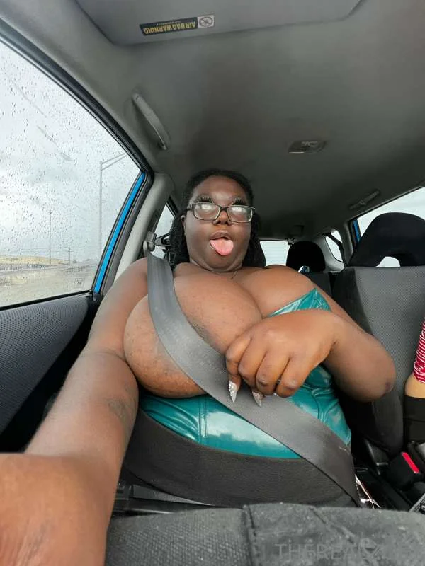 therealzoey OnlyFans free account photo 28 - therealzoey nudes and sex tapes