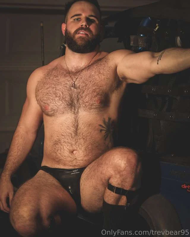 trev OnlyFans free account photo 3 - trevbear95 nudes and sex tapes