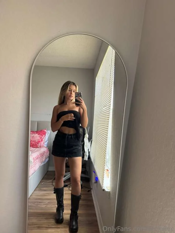 vicki 🍒 OnlyFans free account photo 35 - vickilive nudes and sex tapes