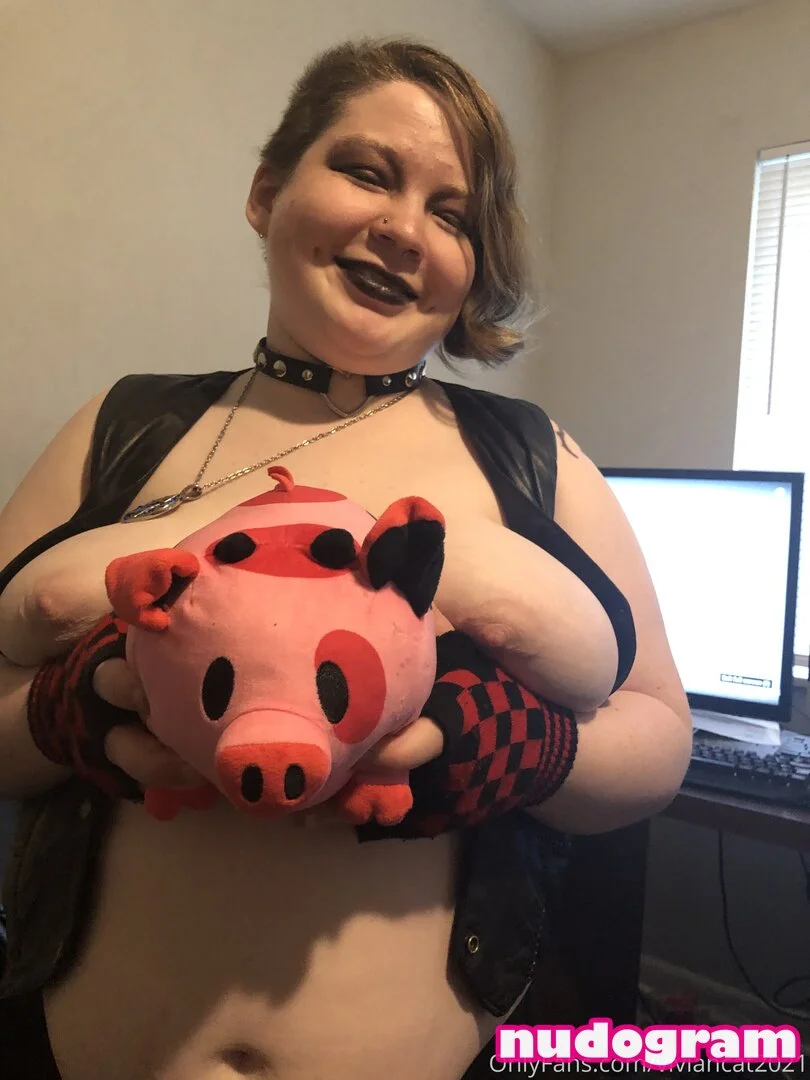 Vivian Cat OnlyFans free account photo 2 - viviancat2021 nudes and sex tapes