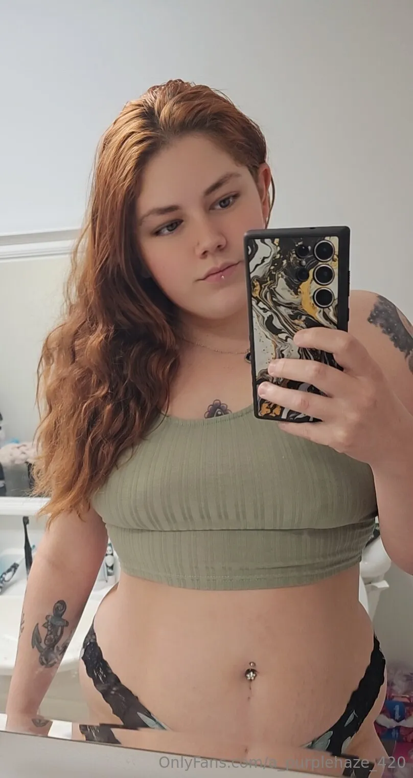 Alexa OnlyFans free account photo 1 - a_purplehaze_420 nudes and sex tapes