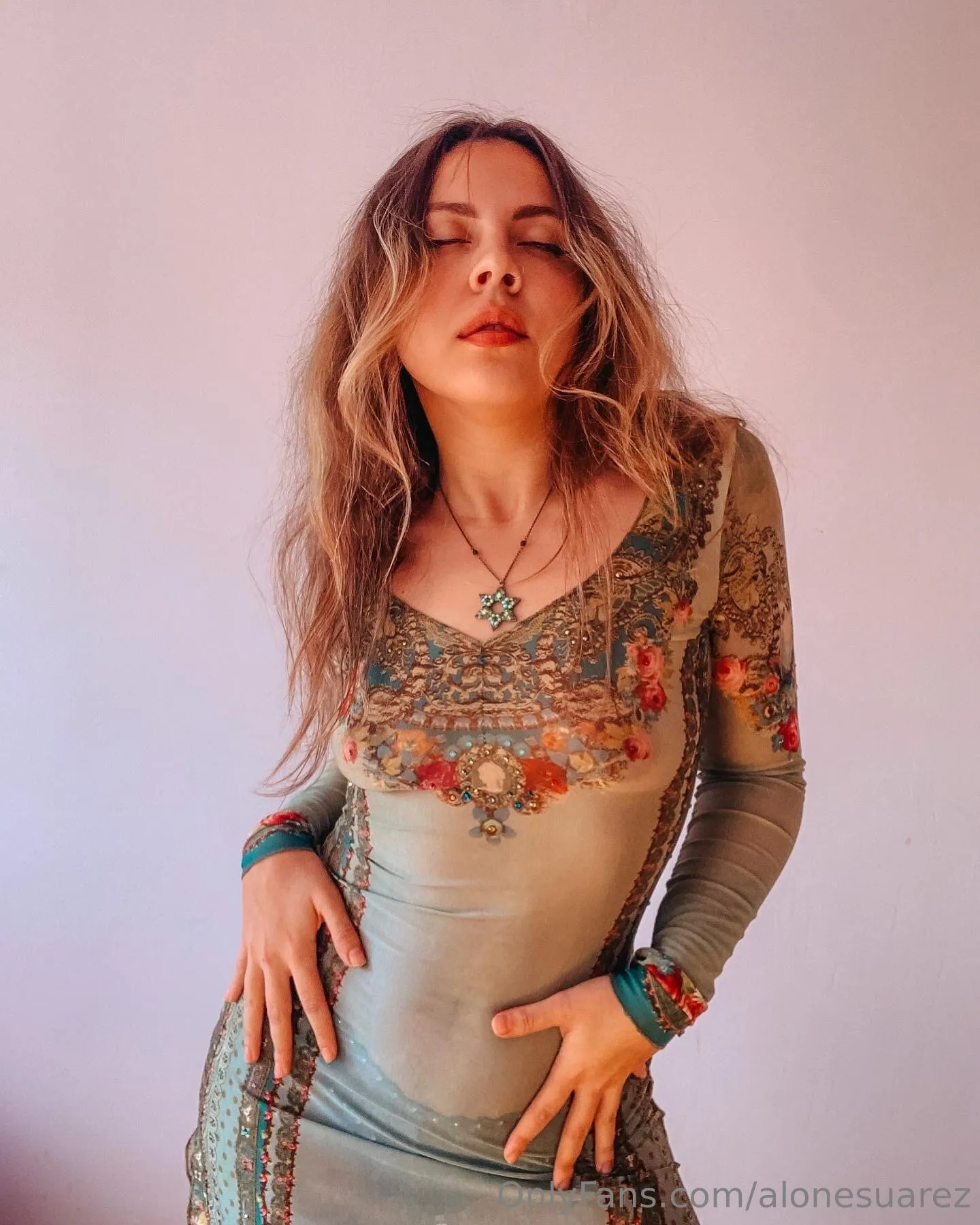 Alondra Suarez OnlyFans free account photo 4 - alonesuarez nudes and sex tapes