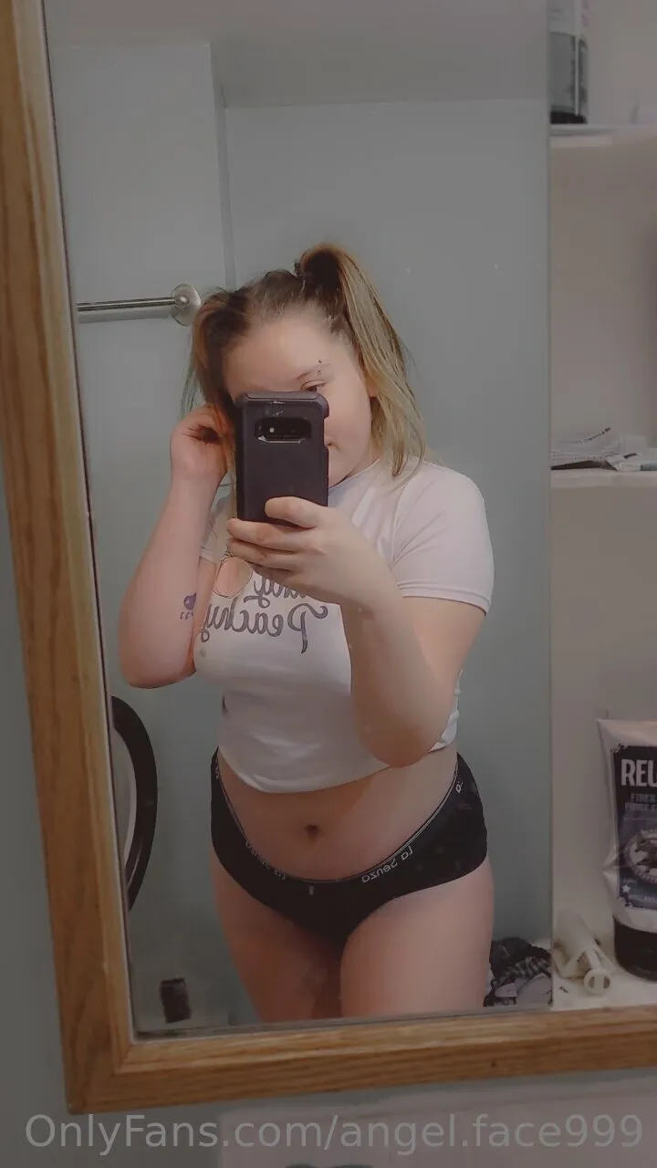 Angellynn OnlyFans free account photo 10 - angel.face999 nudes and sex tapes