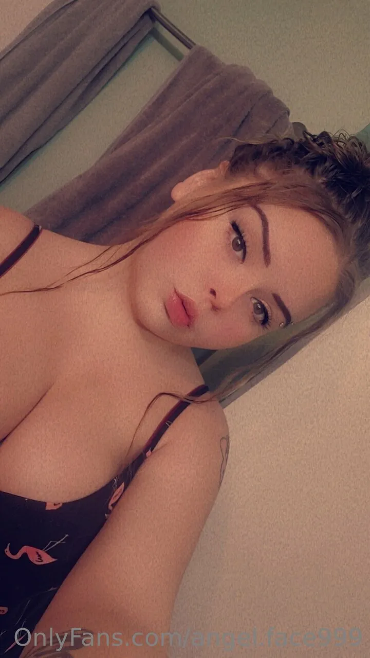 Angellynn OnlyFans free account photo 1 - angel.face999 nudes and sex tapes