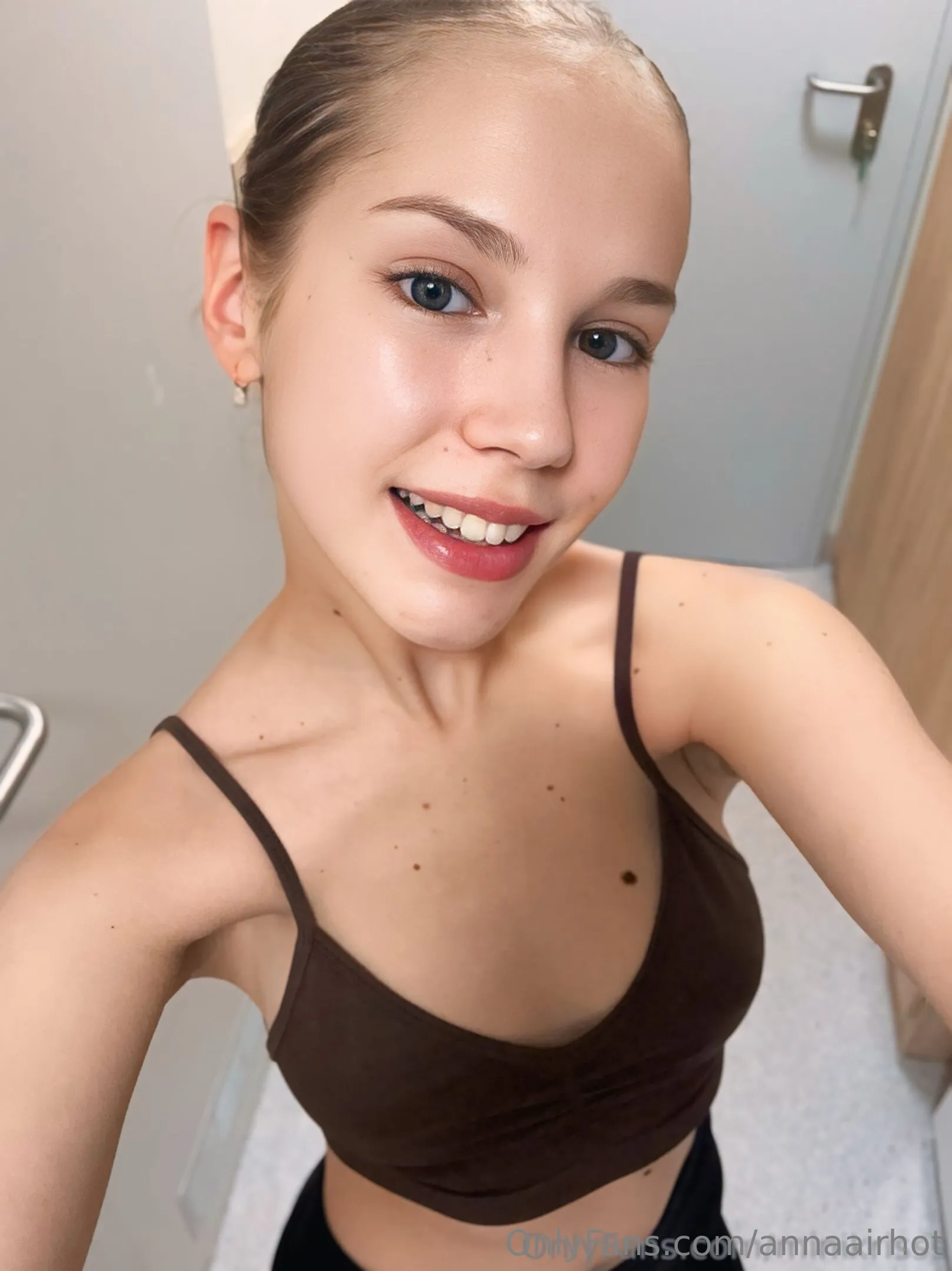 Airbag Ann OnlyFans free account photo 41 - annaairhot nudes and sex tapes