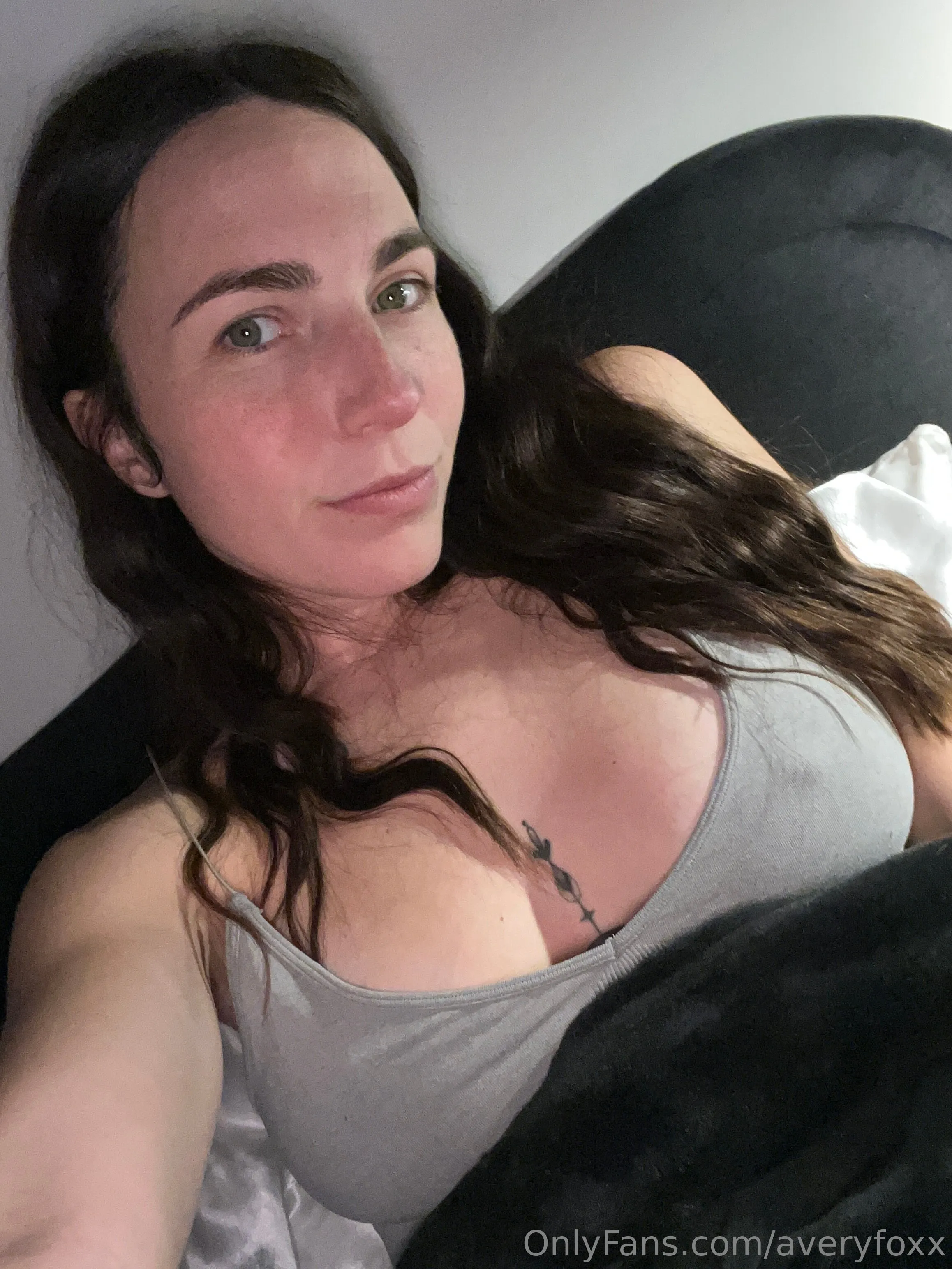 Avery Fox OnlyFans free account photo 2 - averyfoxx nudes and sex tapes