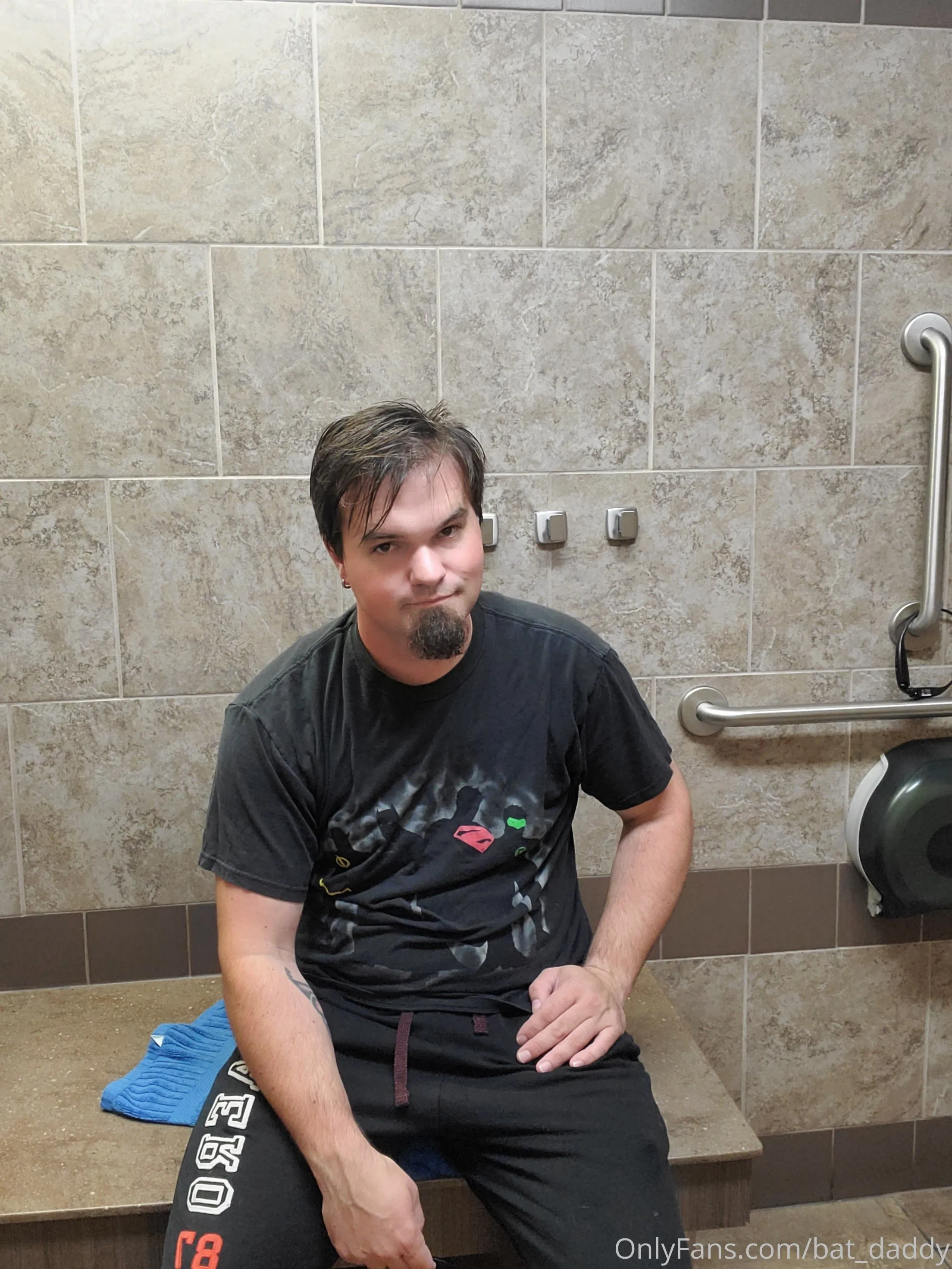 Joshua OnlyFans free account photo 21 - bat_daddy nudes and sex tapes