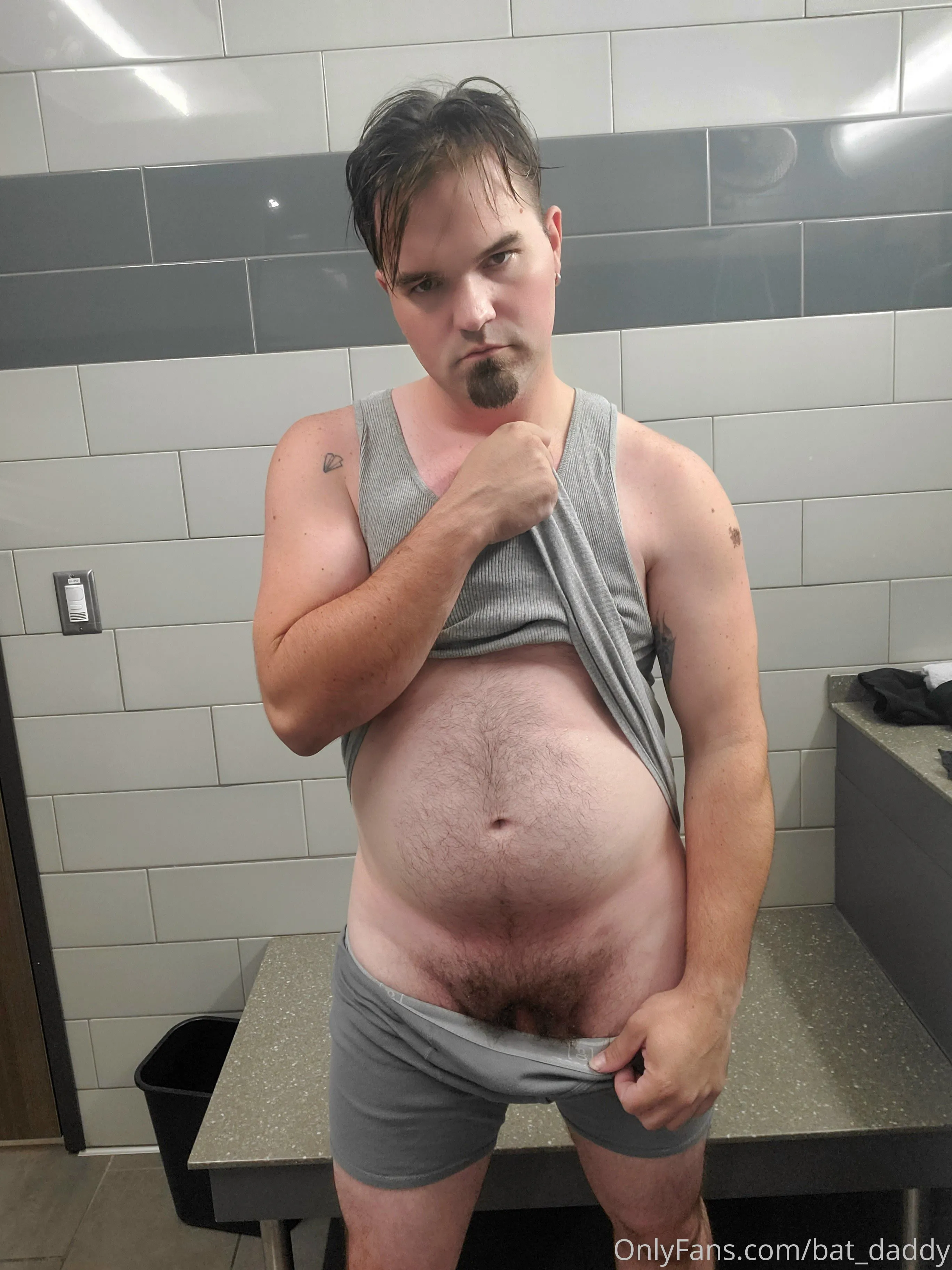 Joshua OnlyFans free account photo 18 - bat_daddy nudes and sex tapes