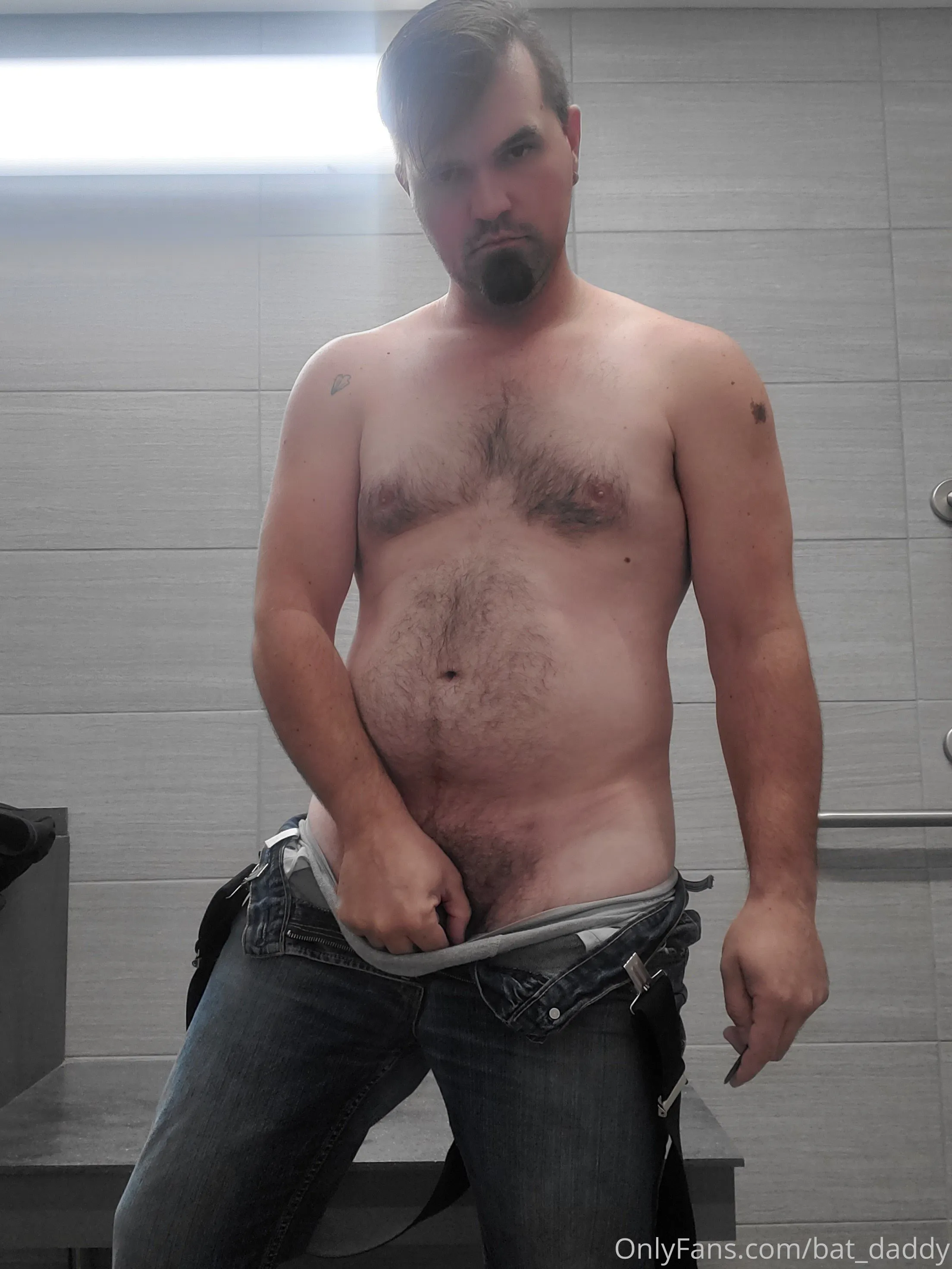 Joshua OnlyFans free account photo 10 - bat_daddy nudes and sex tapes