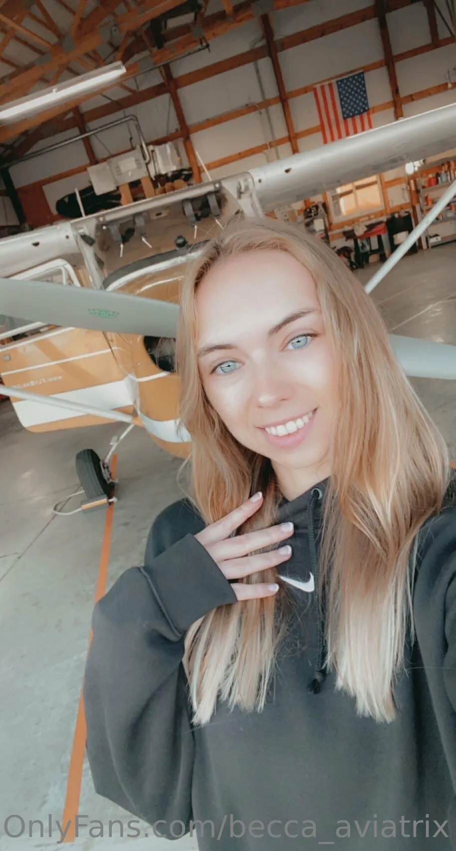 Becca_aviatrix OnlyFans free account photo 26 - becca_aviatrix nudes and sex tapes