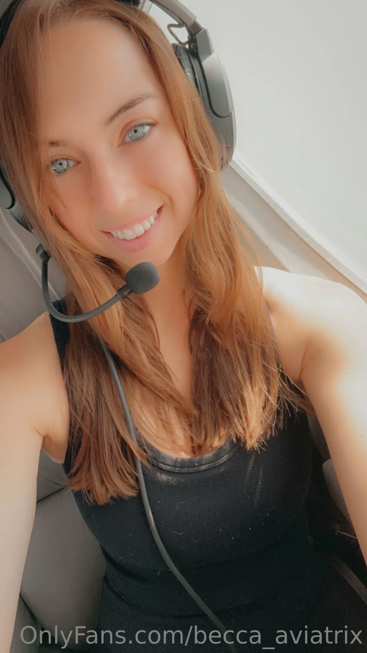 Becca_aviatrix OnlyFans free account photo 8 - becca_aviatrix nudes and sex tapes