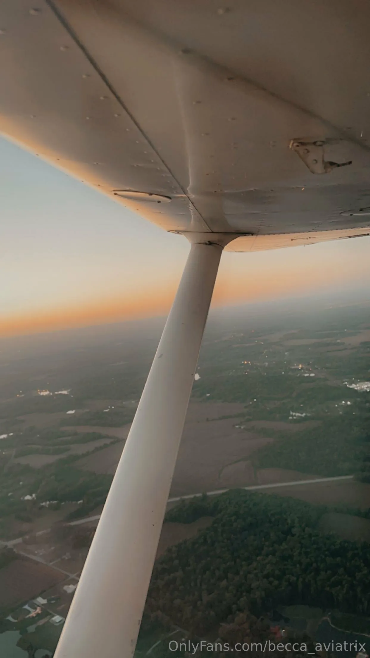 Becca_aviatrix OnlyFans free account photo 1 - becca_aviatrix nudes and sex tapes