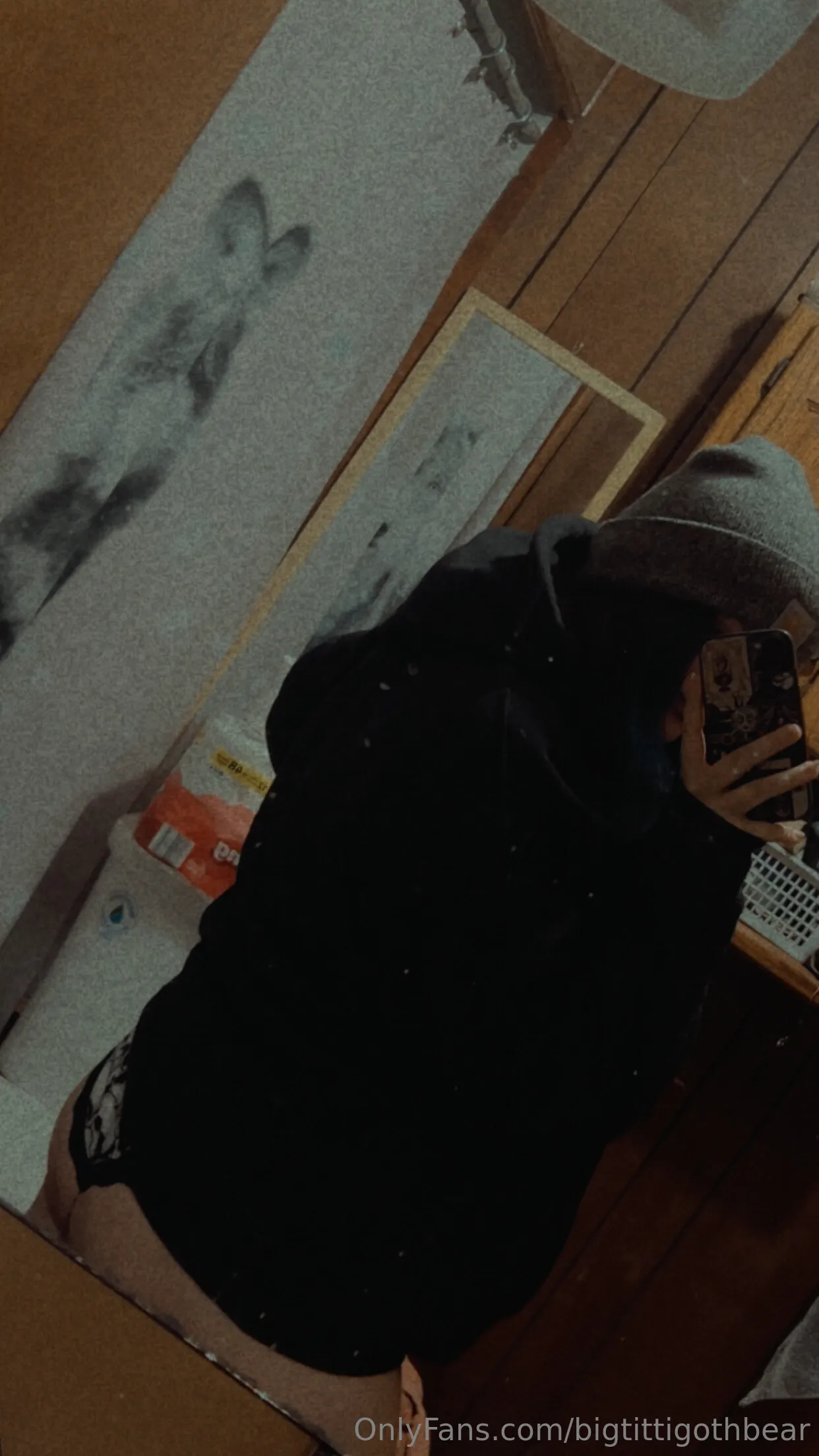 Bear OnlyFans free account photo 3 - bigtittigothbear nudes and sex tapes