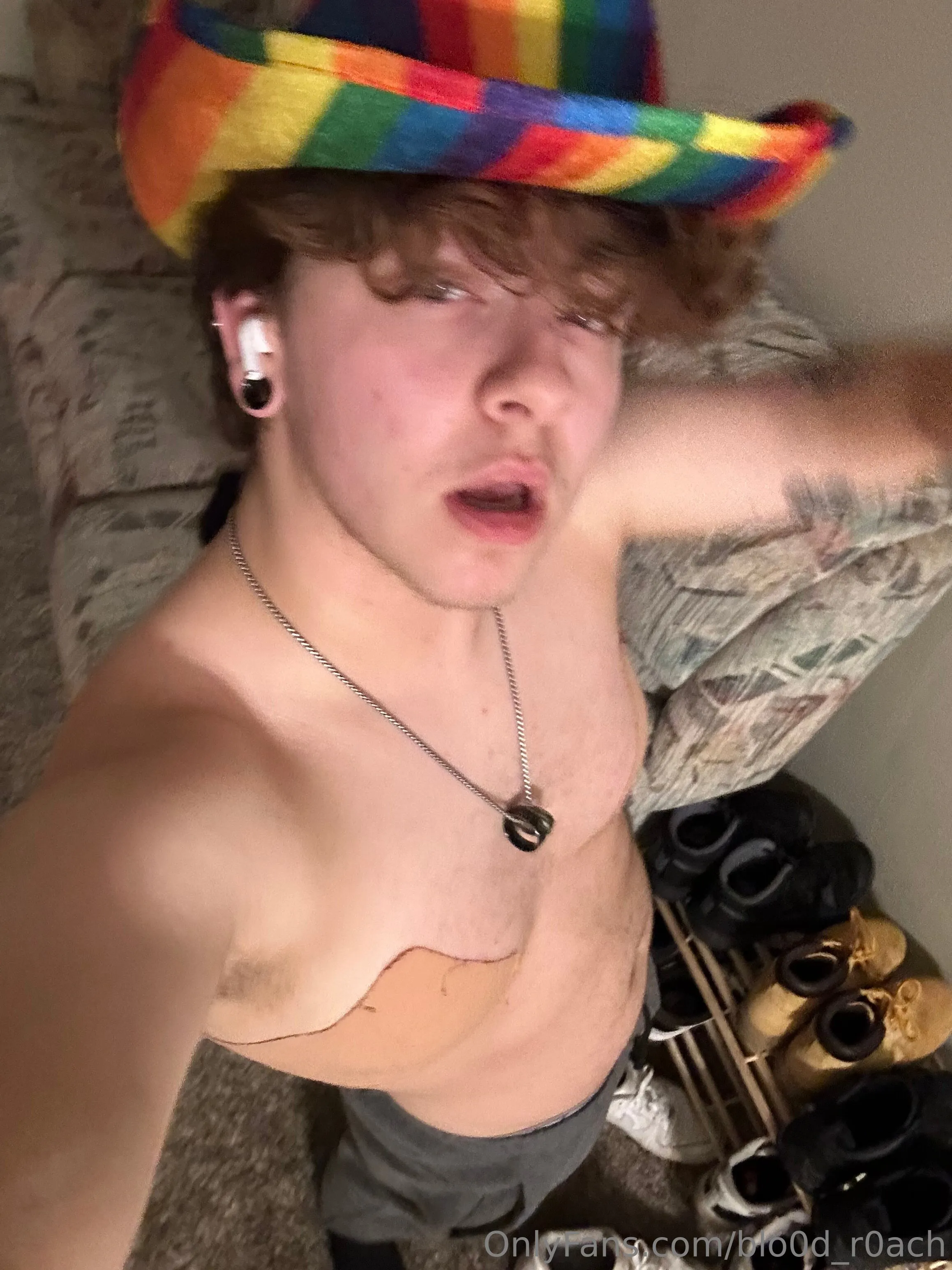 Jax 💫 OnlyFans free account photo 3 - blo0d_r0ach nudes and sex tapes