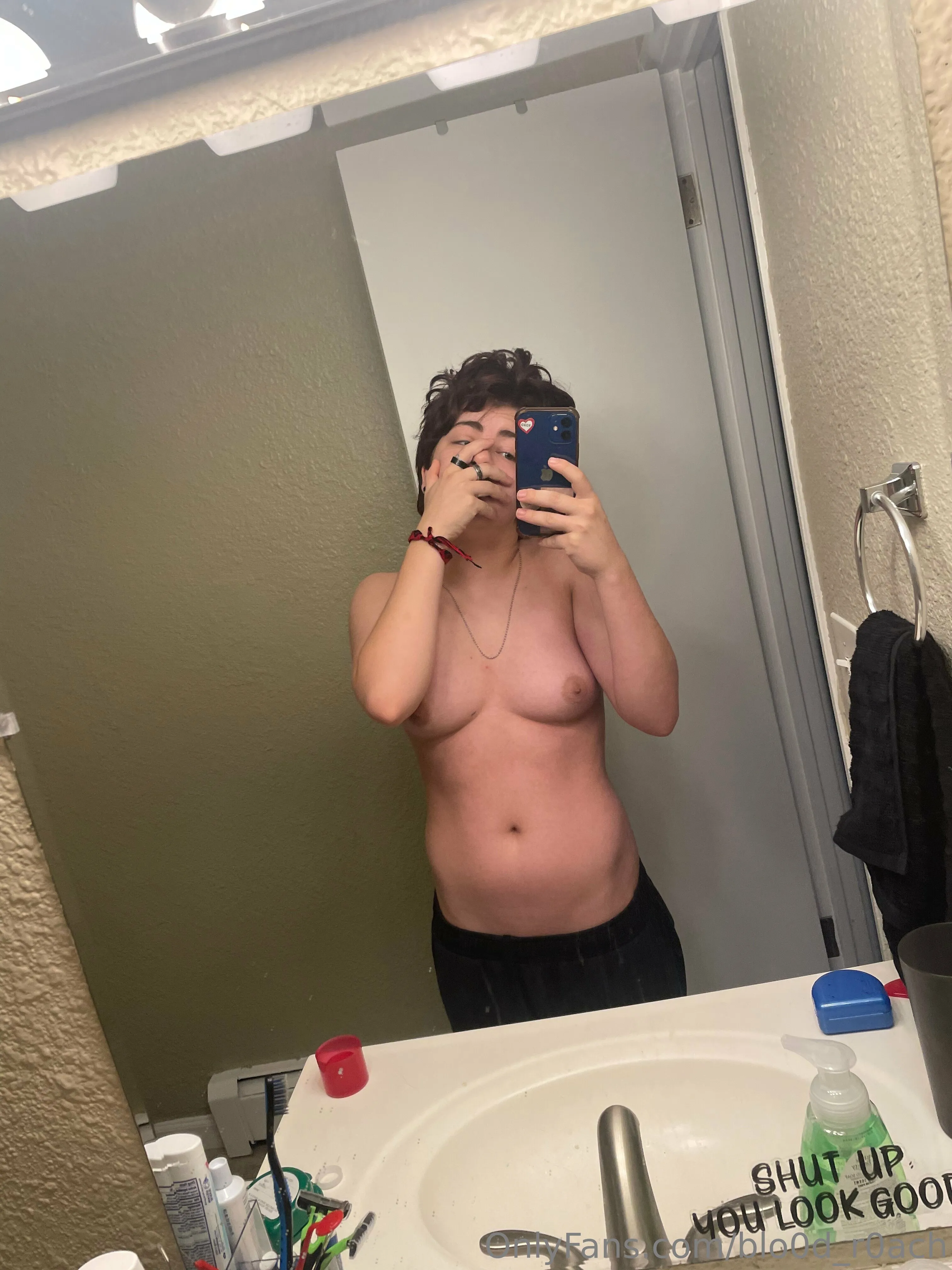 Jax 💫 OnlyFans free account photo 25 - blo0d_r0ach nudes and sex tapes