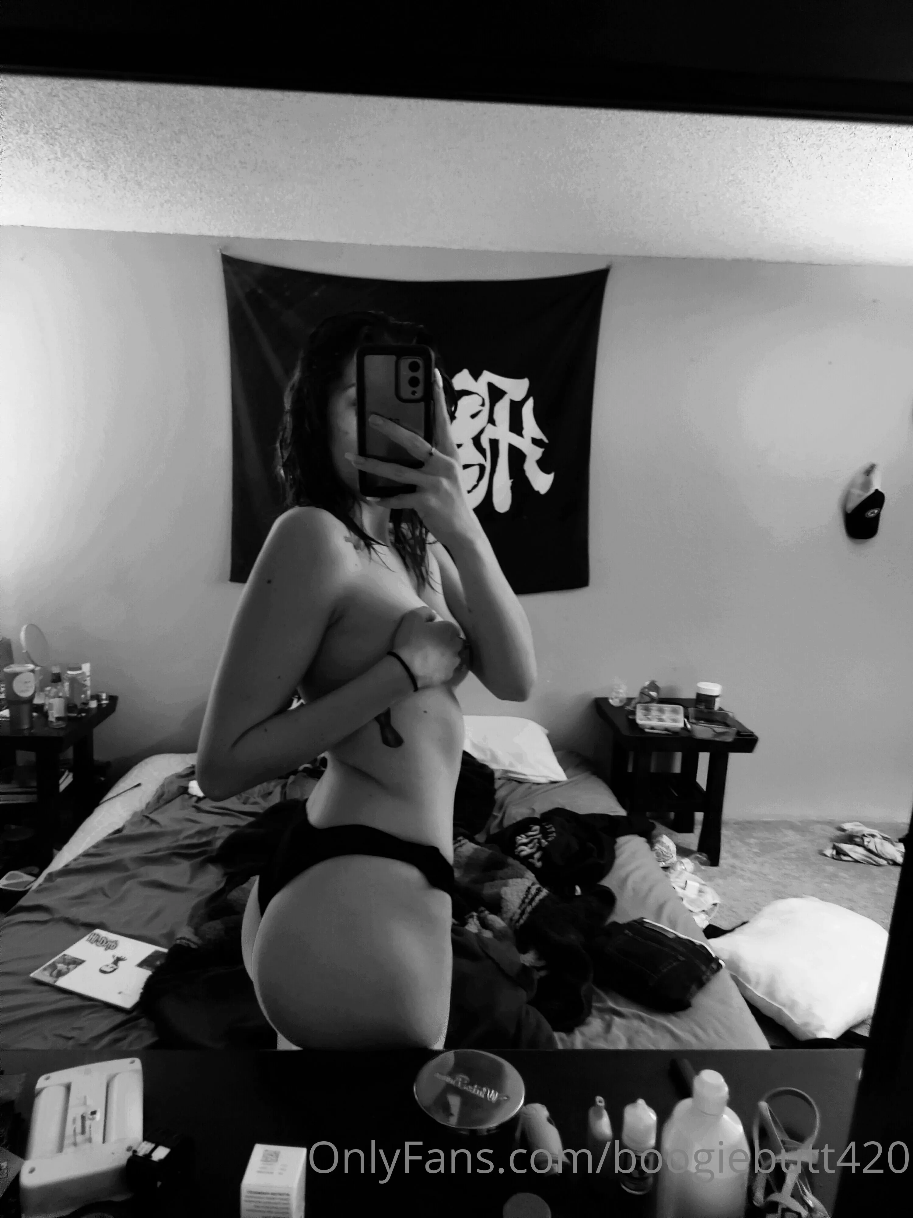 April OnlyFans free account photo 4 - boogiebutt420 nudes and sex tapes