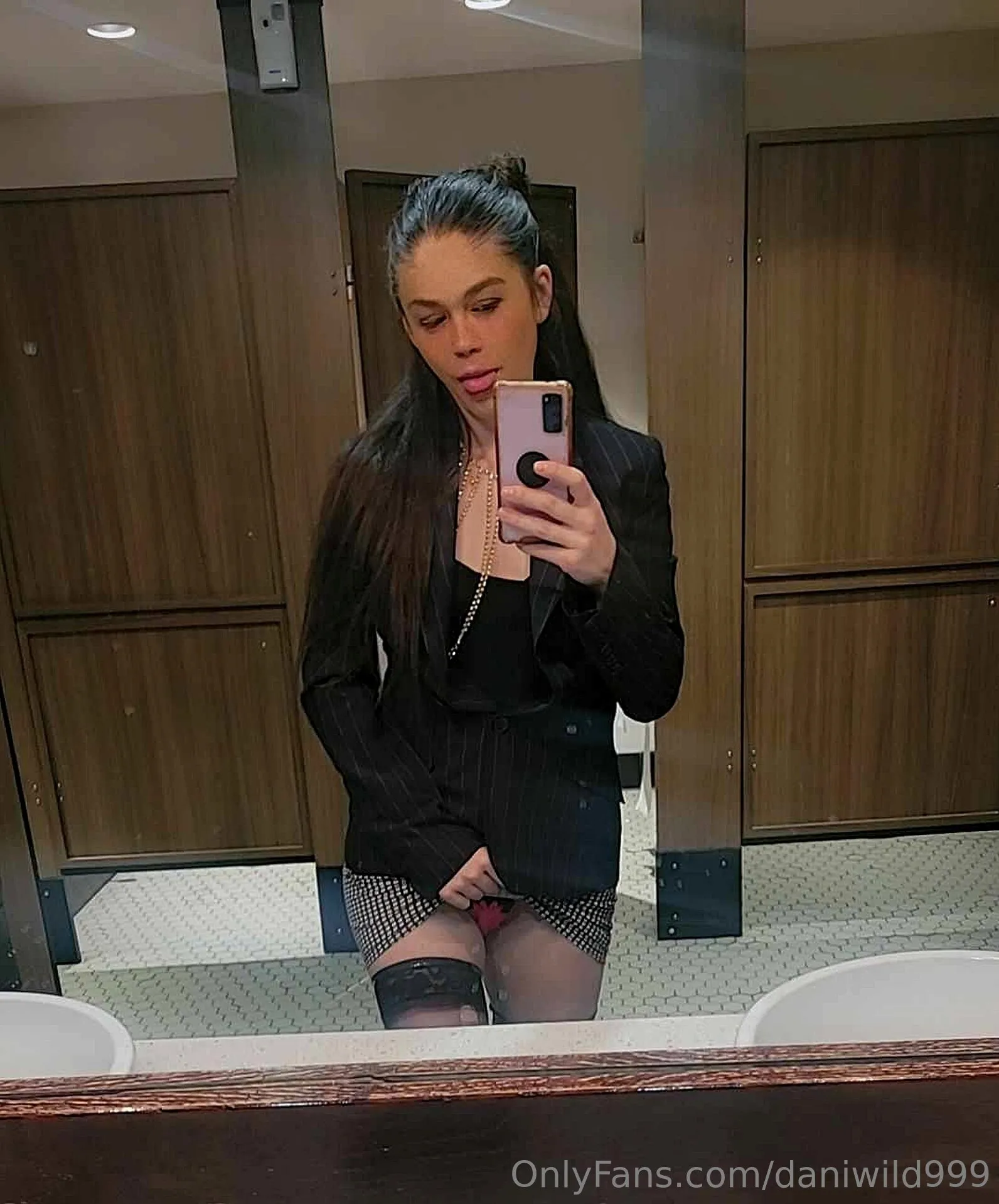 Dani Wild OnlyFans free account photo 2 - daniwild999 nudes and sex tapes