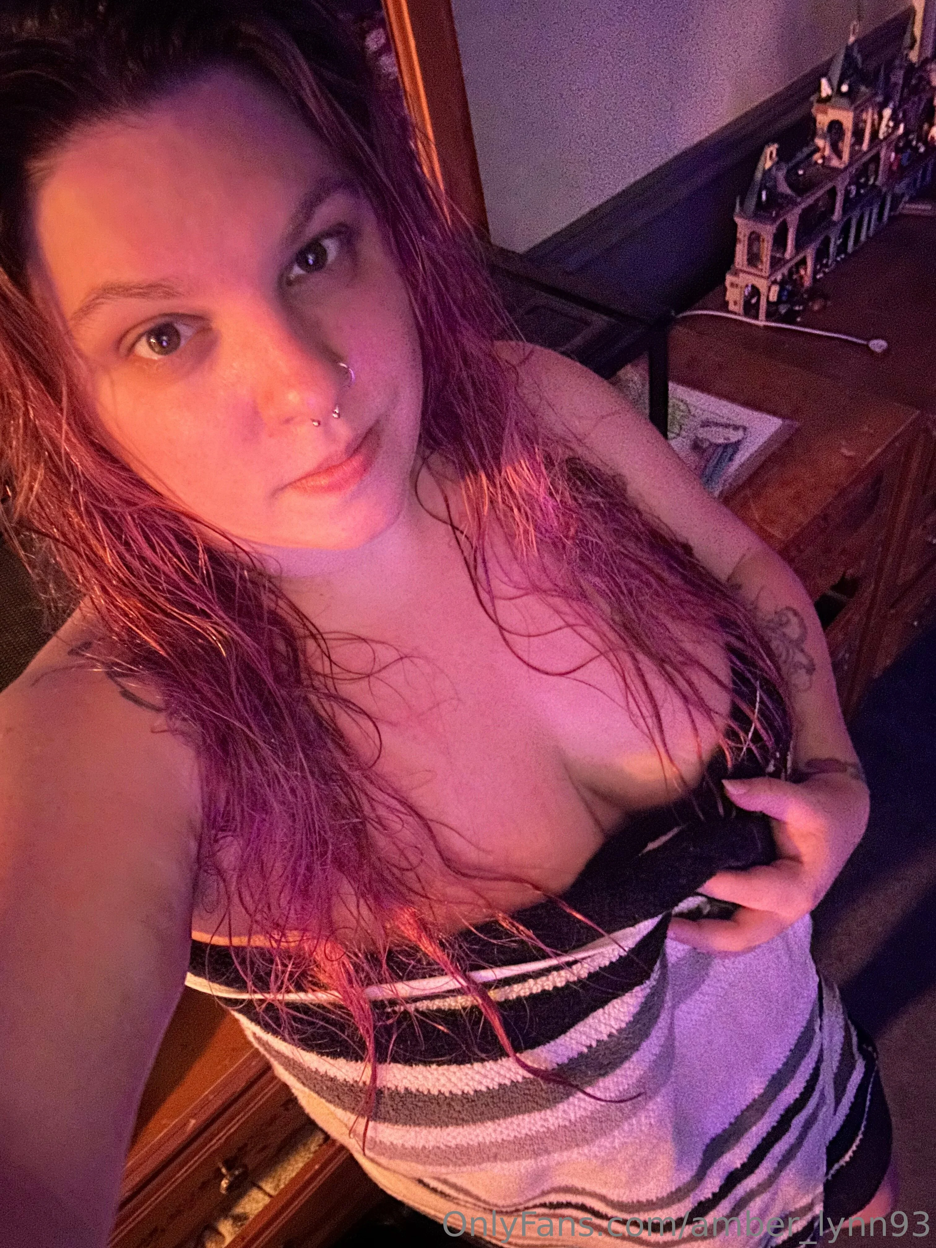 Naughty_housewife OnlyFans free account photo 17 - amber_lynn93 nudes and sex tapes