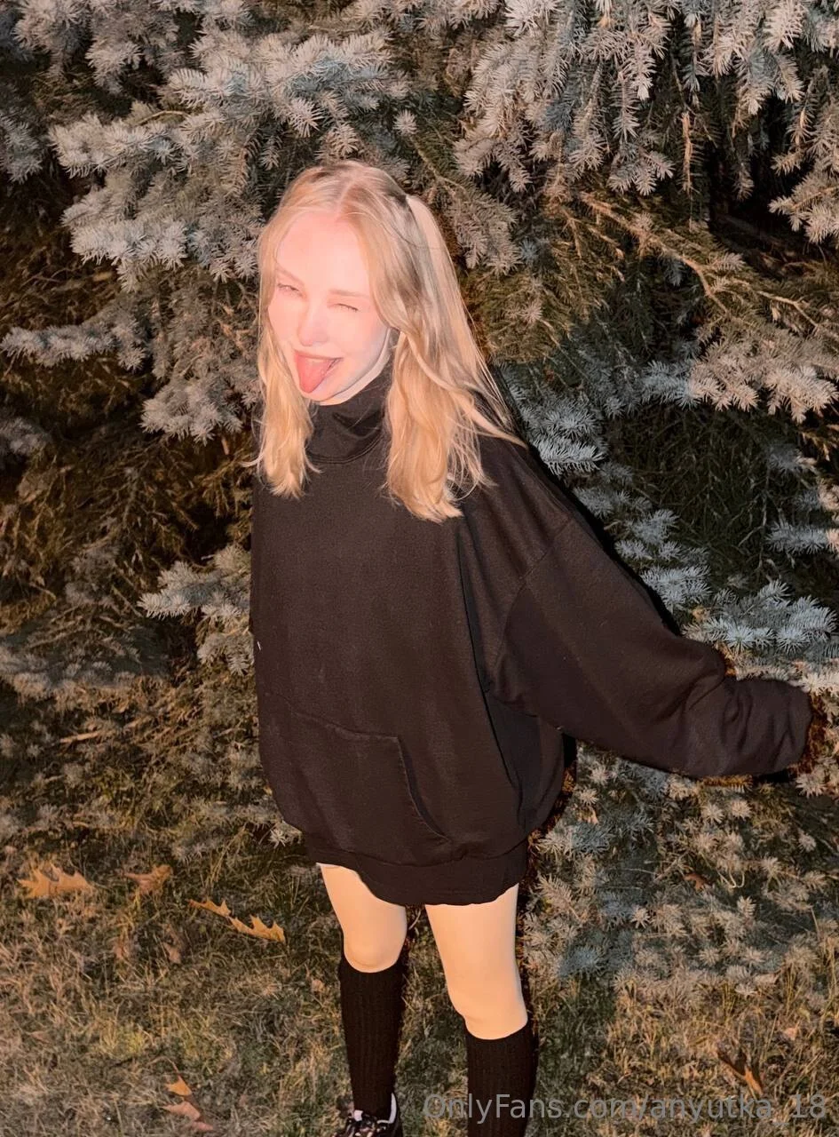 ☀️ 𝓐𝓷𝓷𝓪 ☀️ OnlyFans free account photo 11 - anyutka_18 nudes and sex tapes