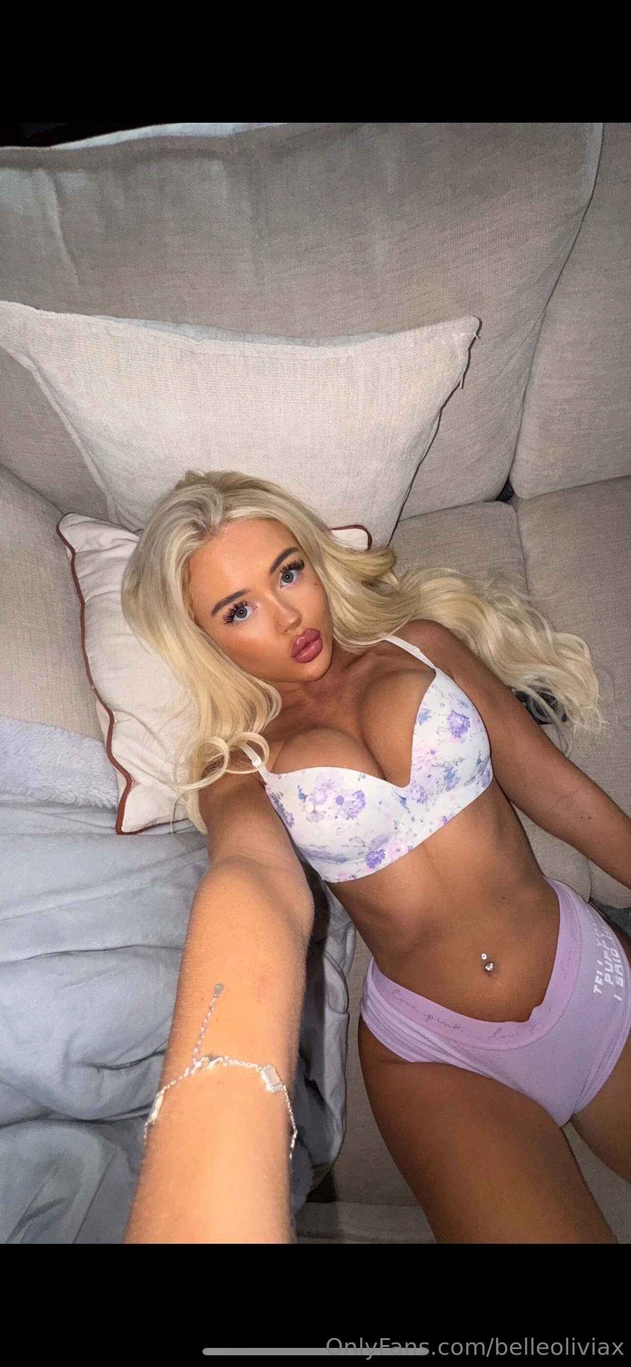 Belle 🩷 OnlyFans free account photo 12 - belleoliviax nudes and sex tapes