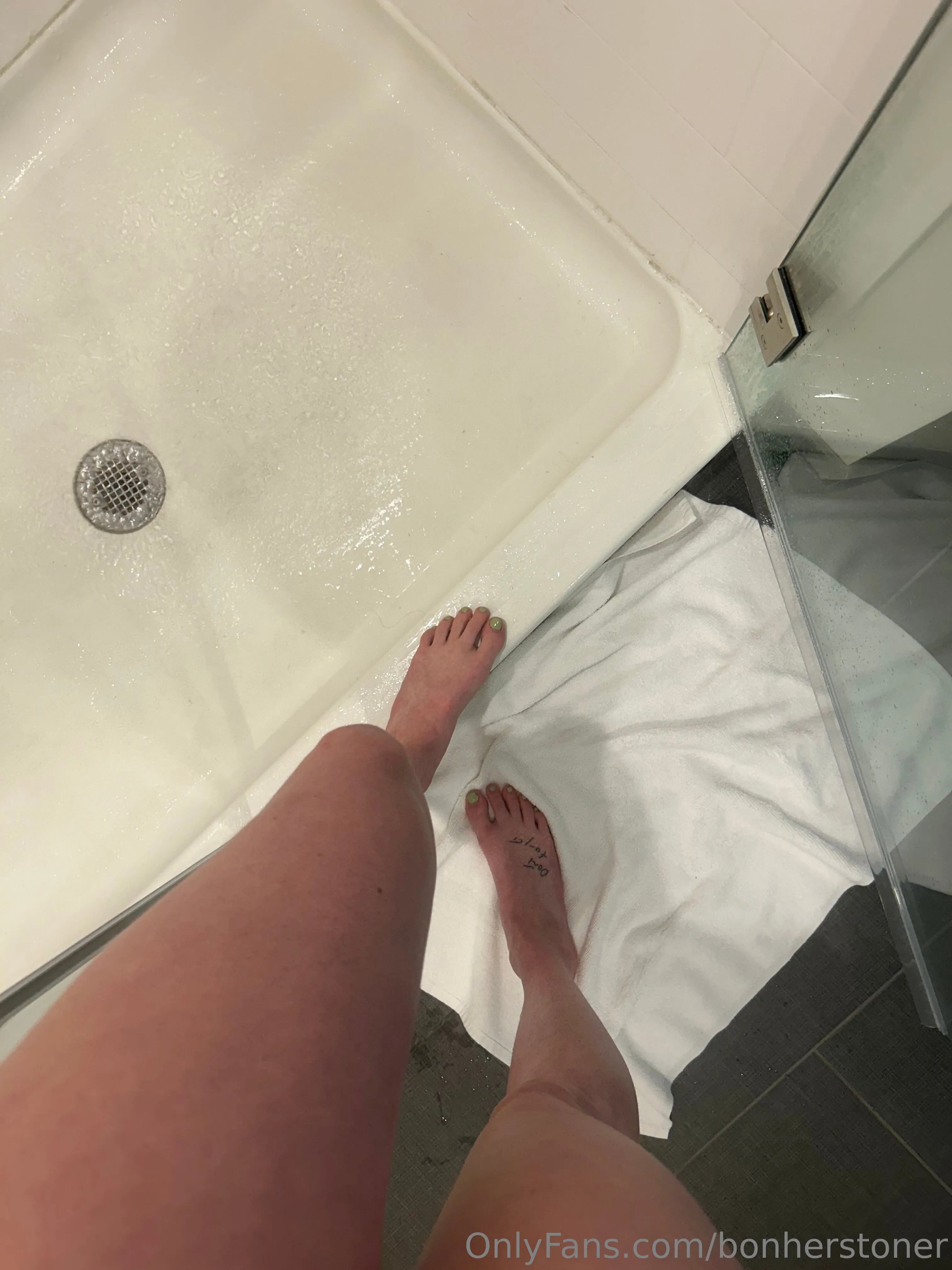 Cyd OnlyFans free account photo 9 - bonherstoner nudes and sex tapes