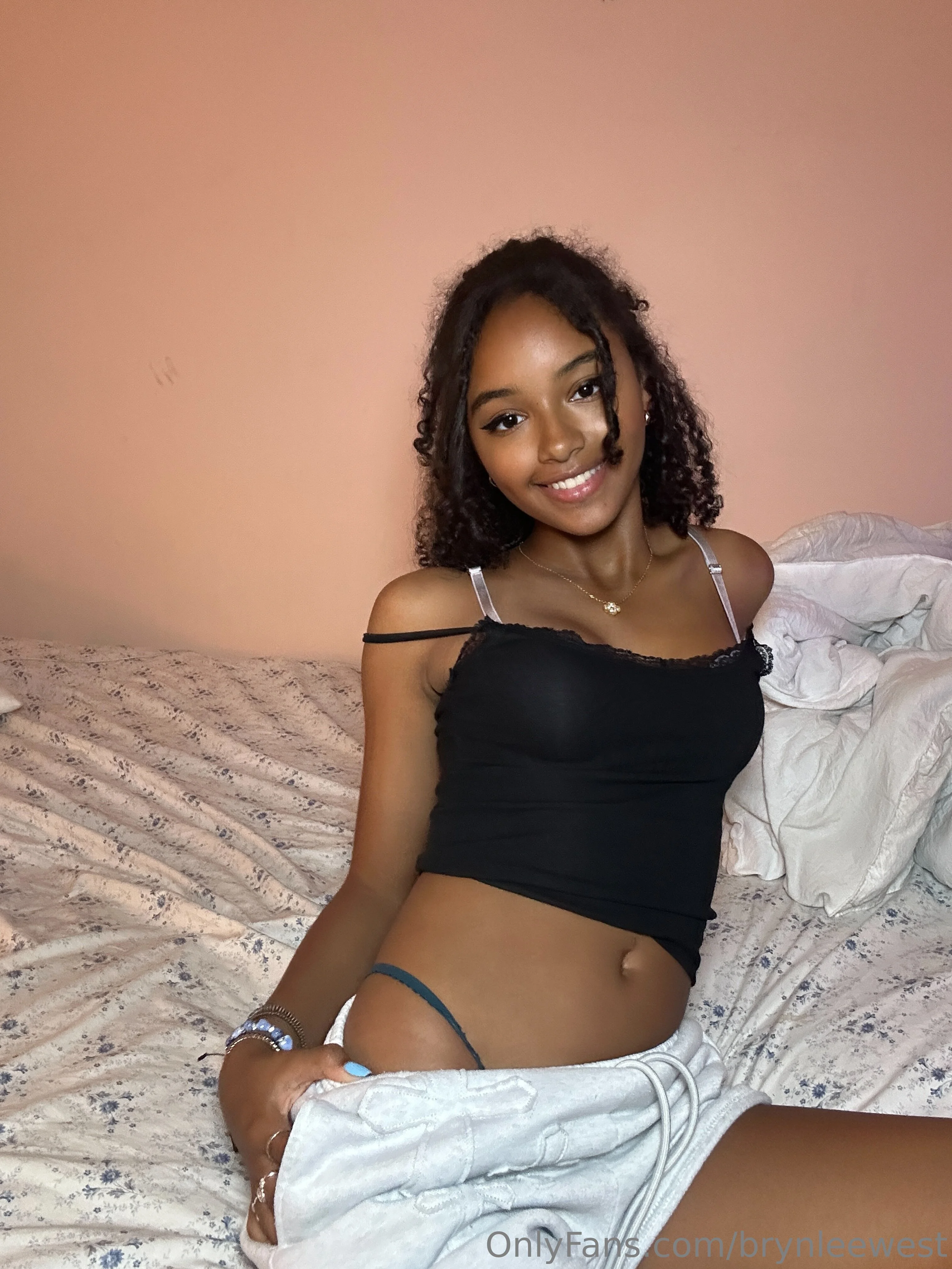 Brynlee 🤍 OnlyFans free account photo 1 - brynleewest nudes and sex tapes