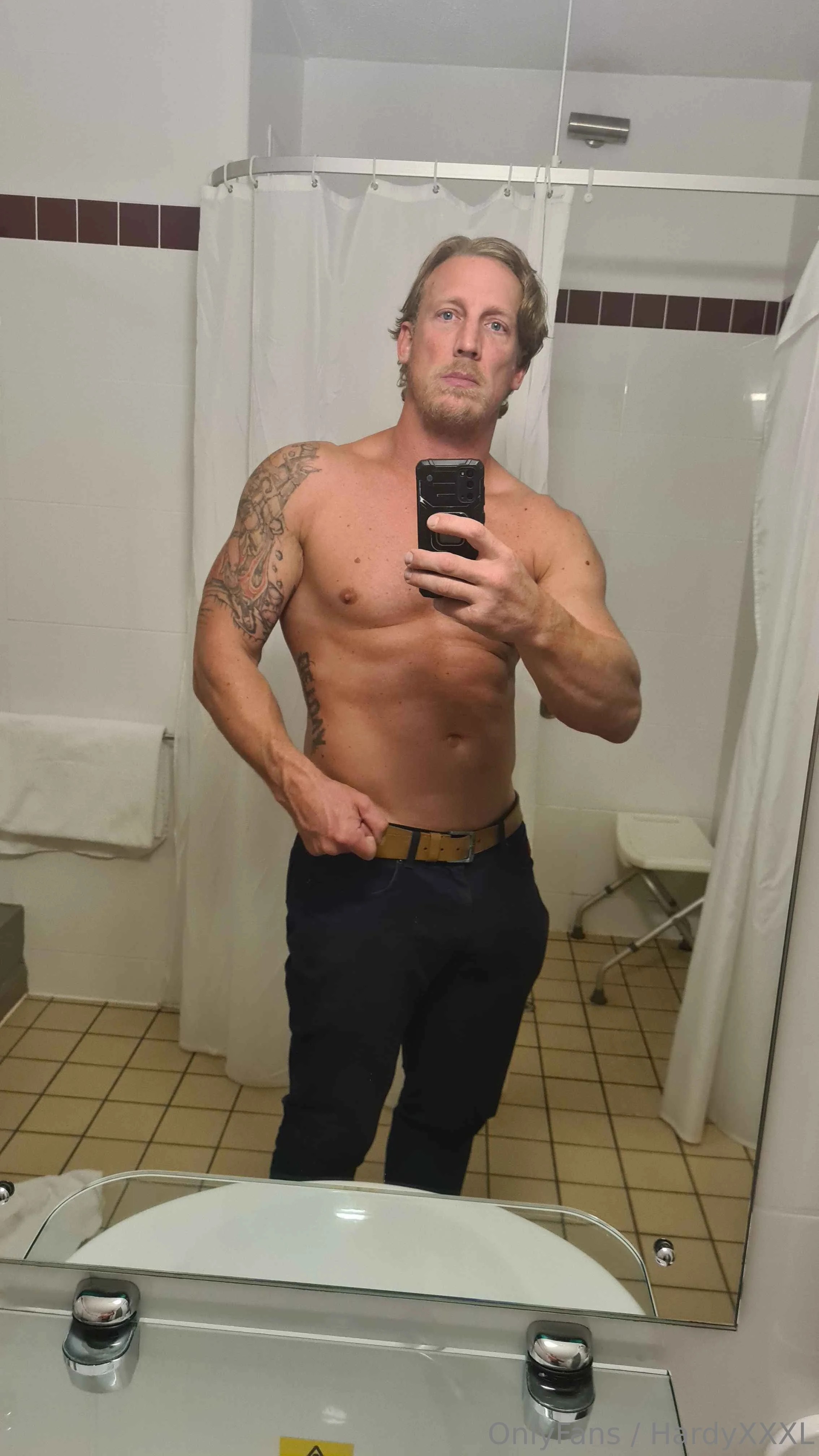 Luke Hardy OnlyFans free account photo 12 - hardyxxxl nudes and sex tapes