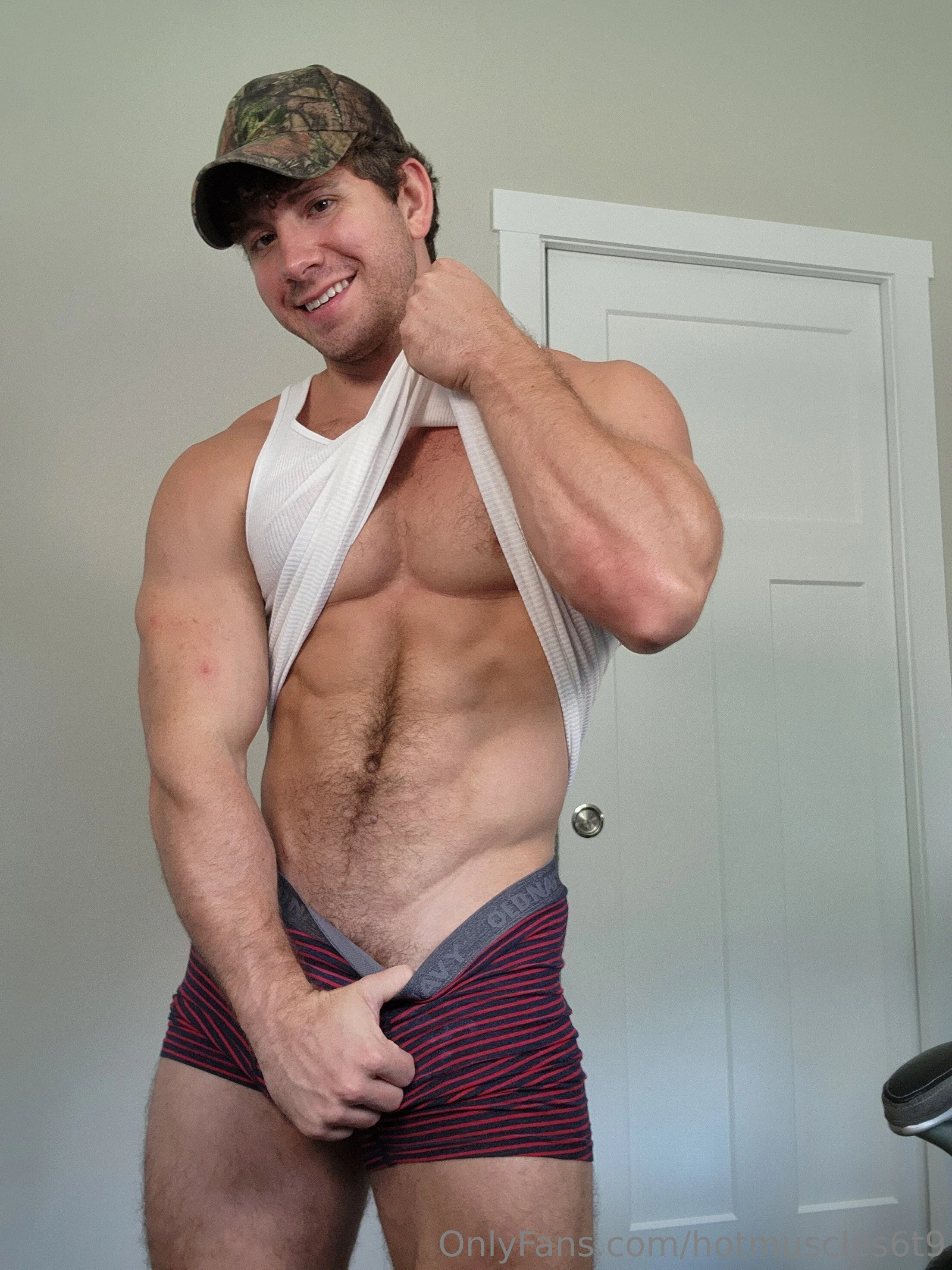 Hotmuscles6t9 OnlyFans free account photo 12 - hotmuscles6t9 nudes and sex tapes