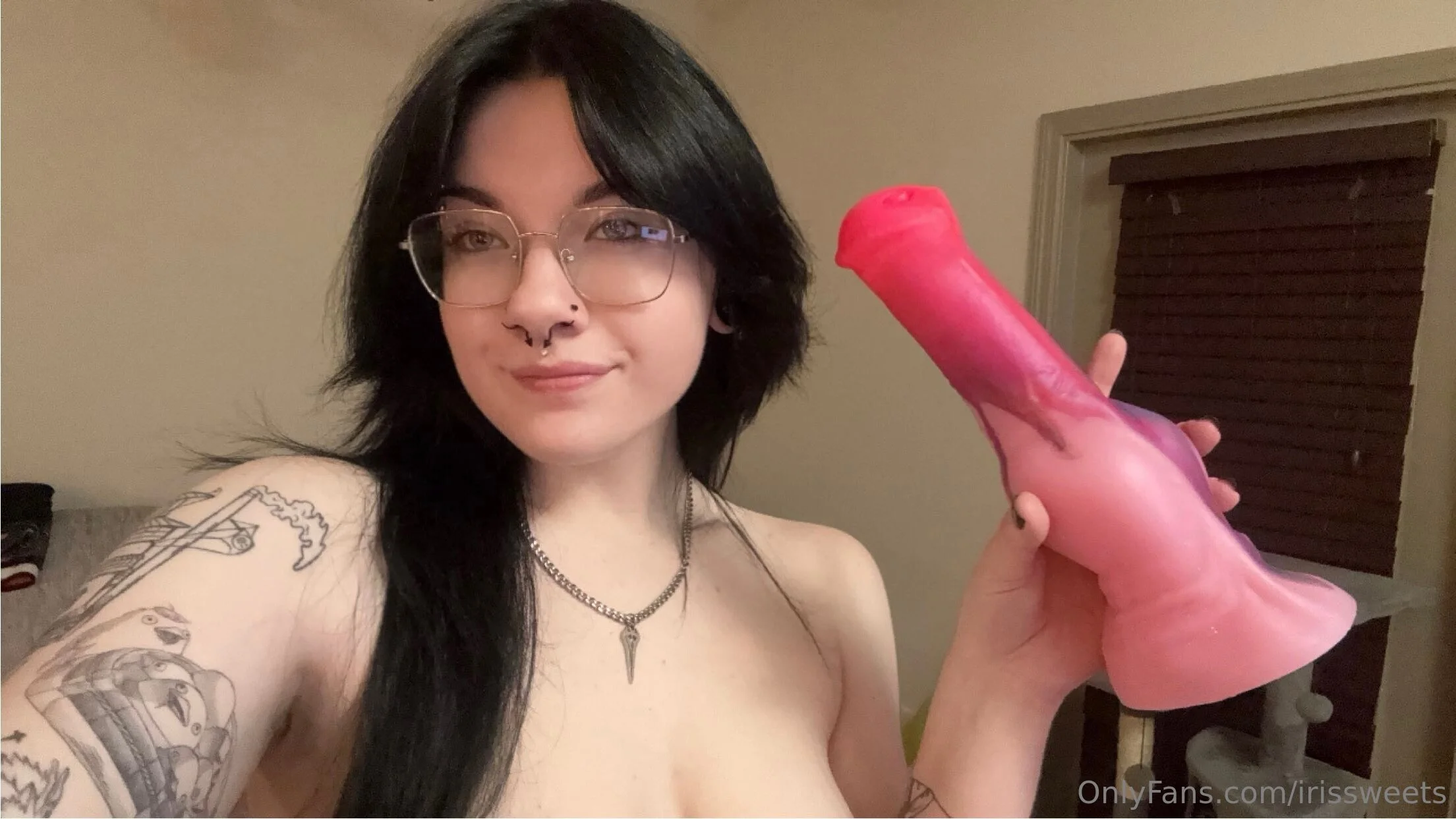 ℑ𝔯𝔦𝔰 𝔰𝔴𝔢𝔢𝔱𝔰 OnlyFans free account photo 13 - irissweets nudes and sex tapes