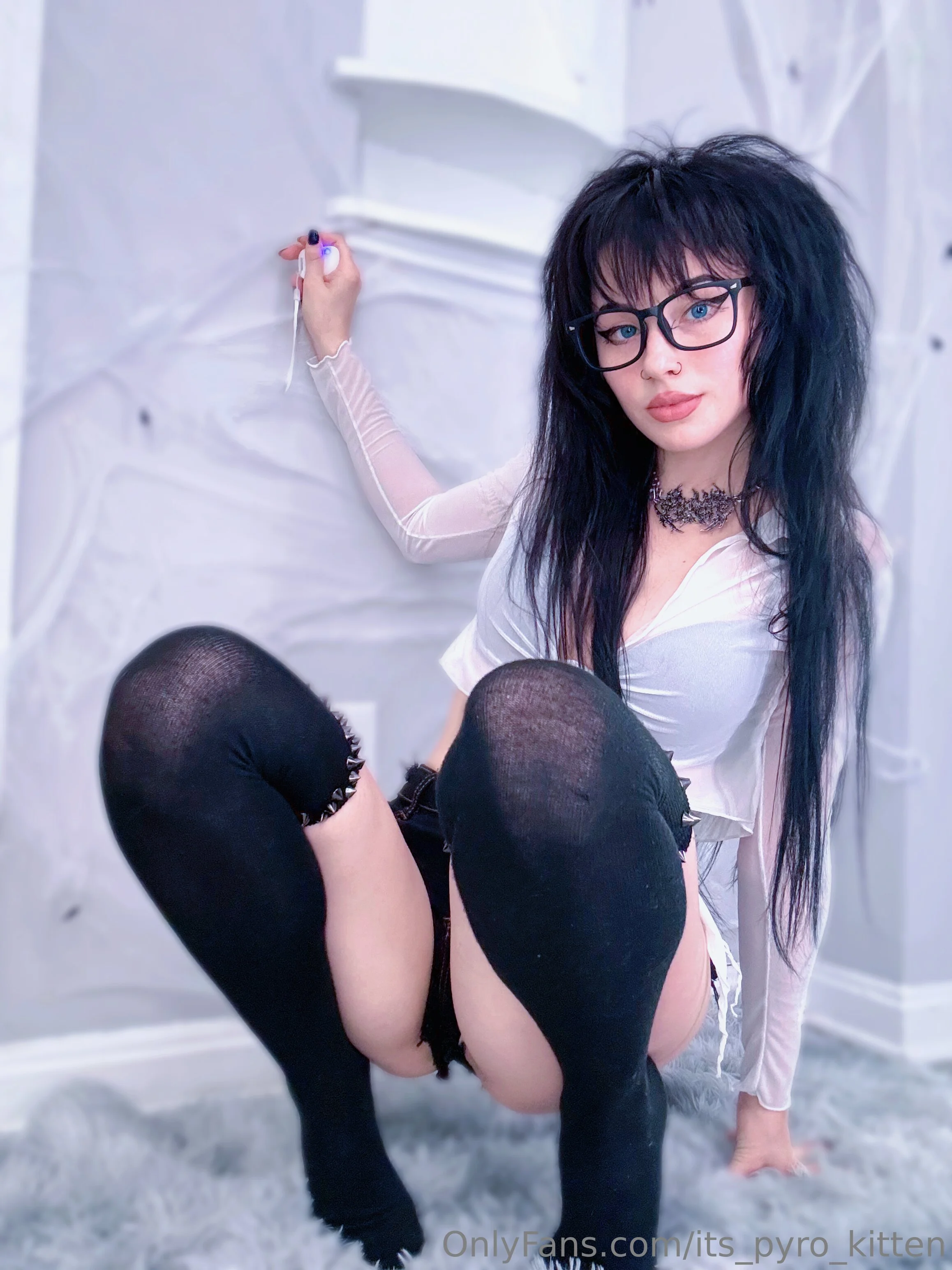 Pyro kitten OnlyFans free account photo 8 - its_pyro_kitten nudes and sex tapes