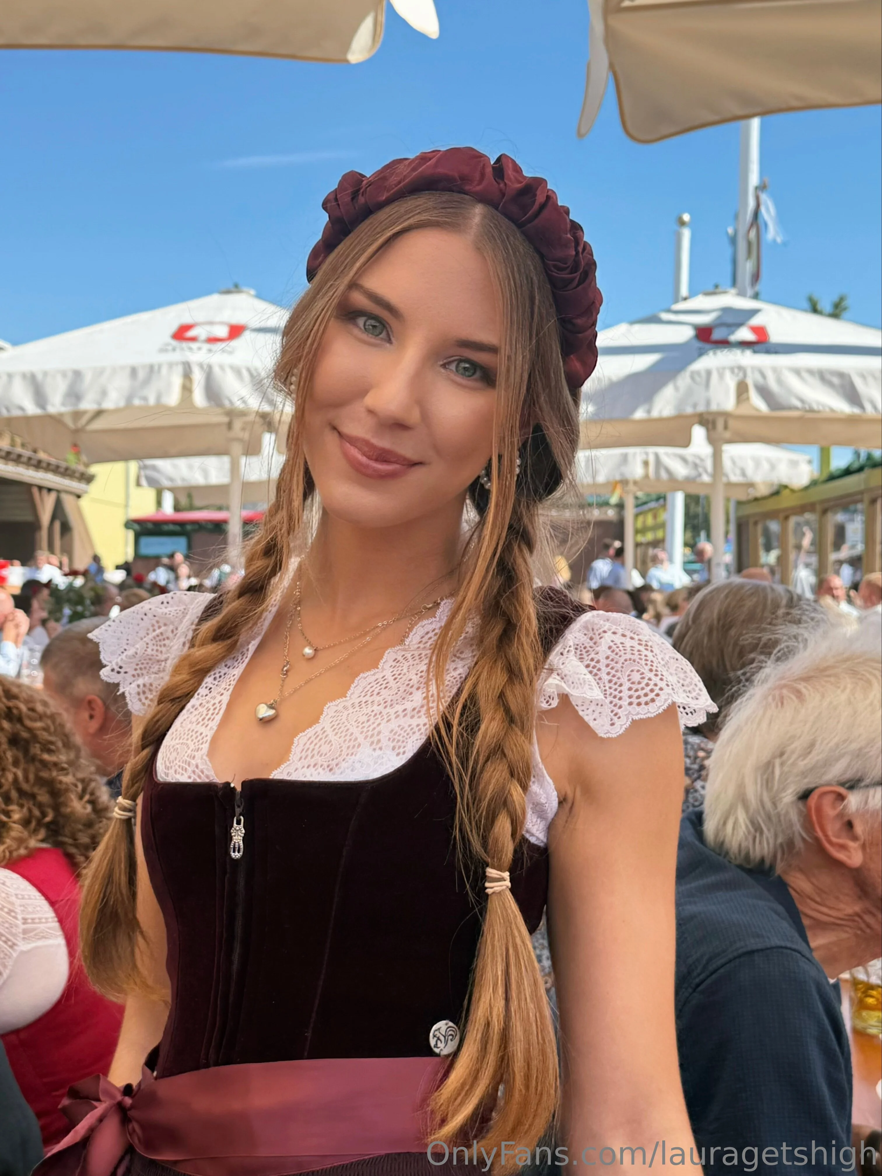 Laura🧘‍♀️ OnlyFans free account photo 14 - lauragetshigh nudes and sex tapes